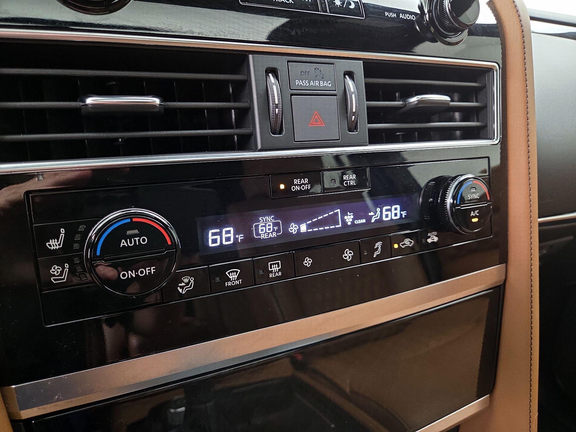 Thumbnail: 2023 INFINITI QX80 - 17