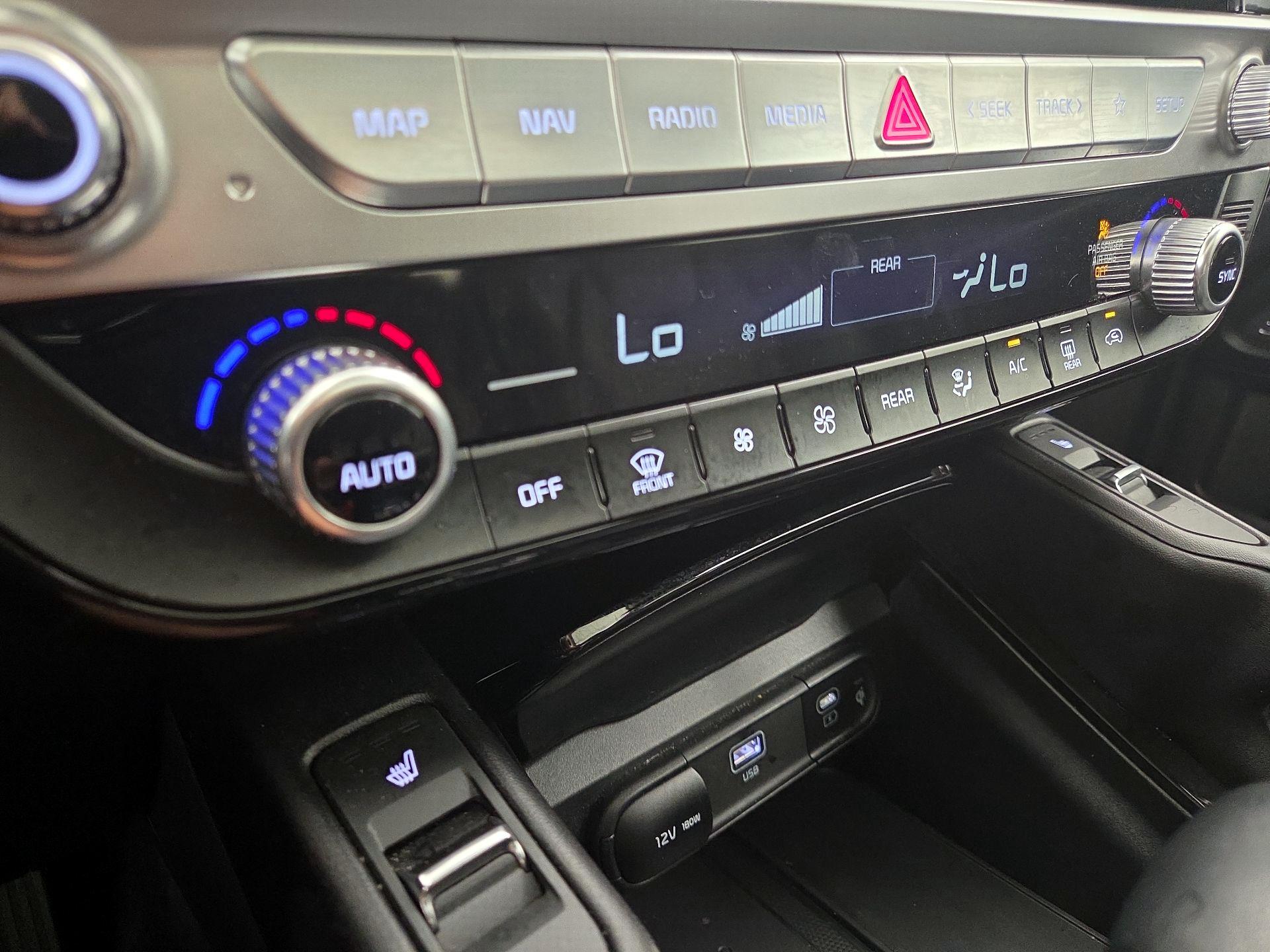 Thumbnail: 2025 Kia Telluride - 17
