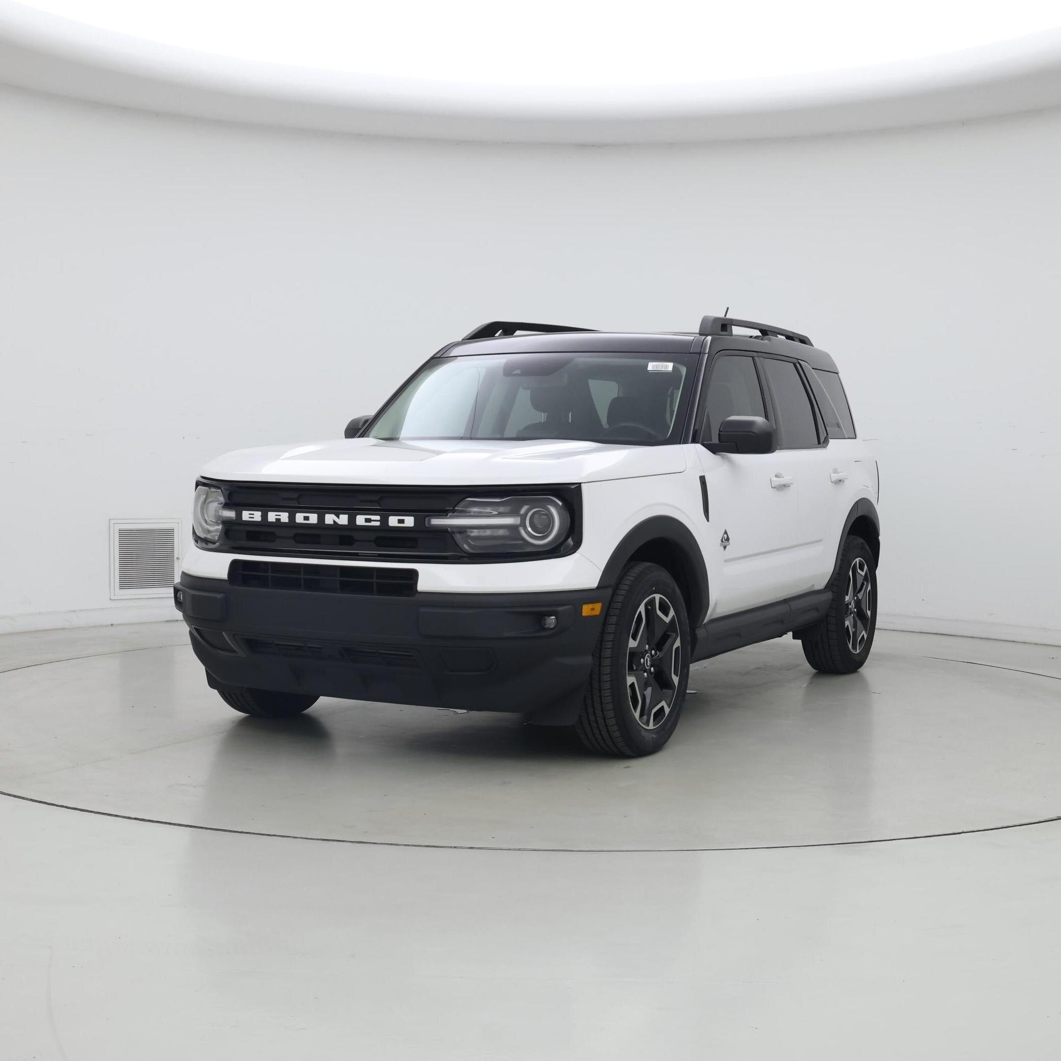 Thumbnail: 2023 Ford Bronco Sport - 4