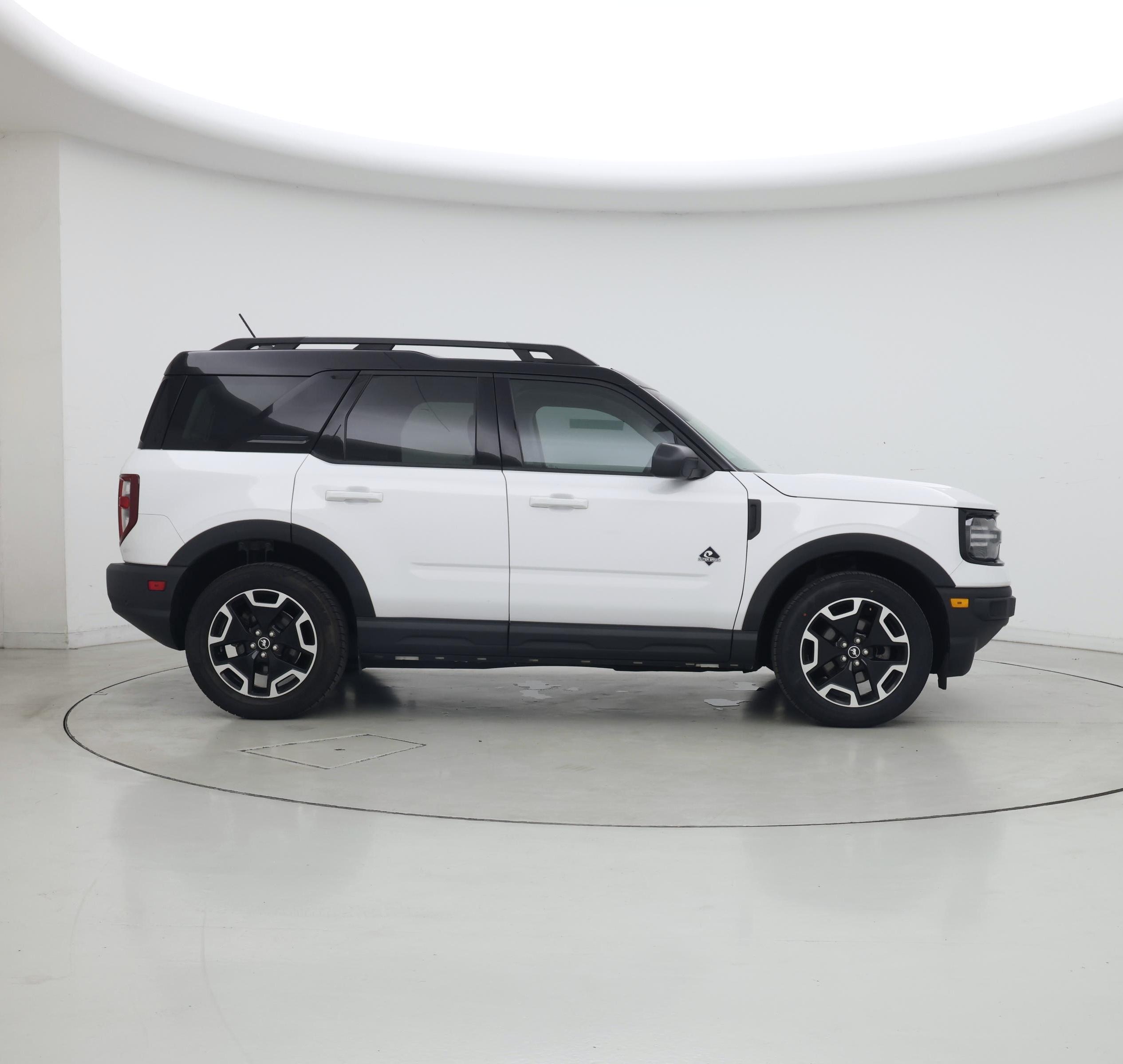 Thumbnail: 2023 Ford Bronco Sport - 7