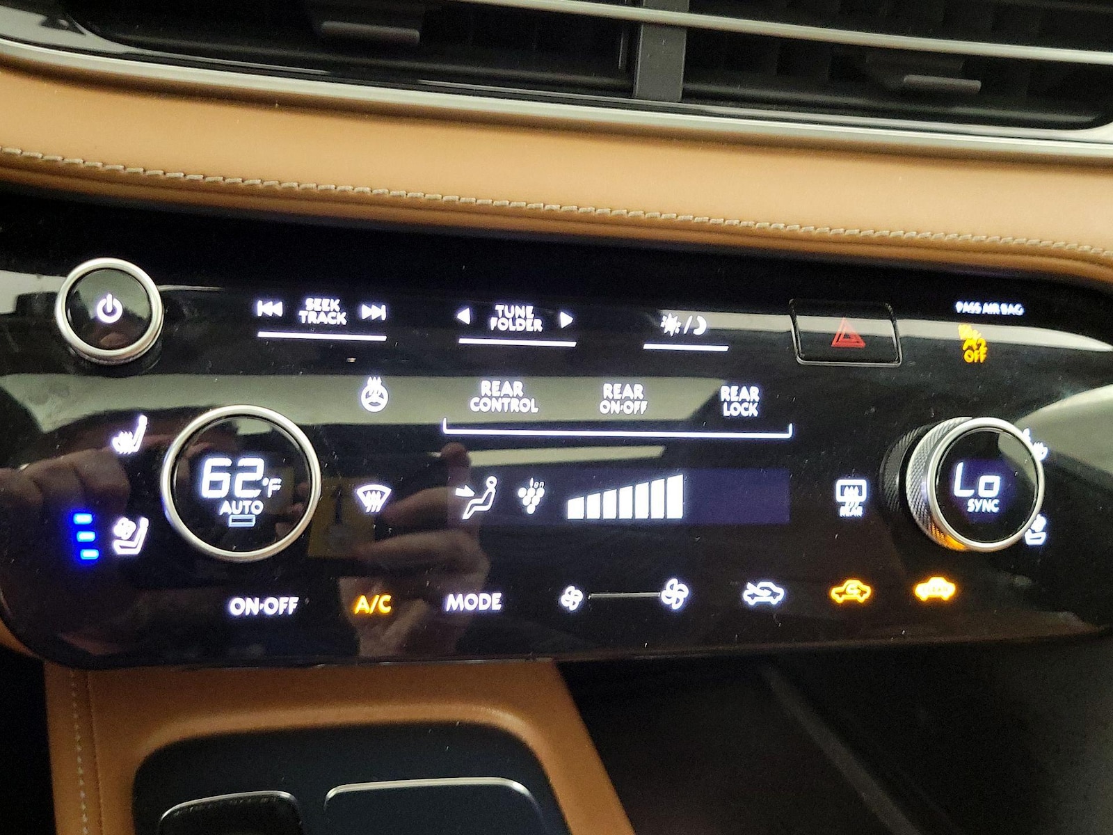 2023 INFINITI QX60 SENSORY - Photo 18