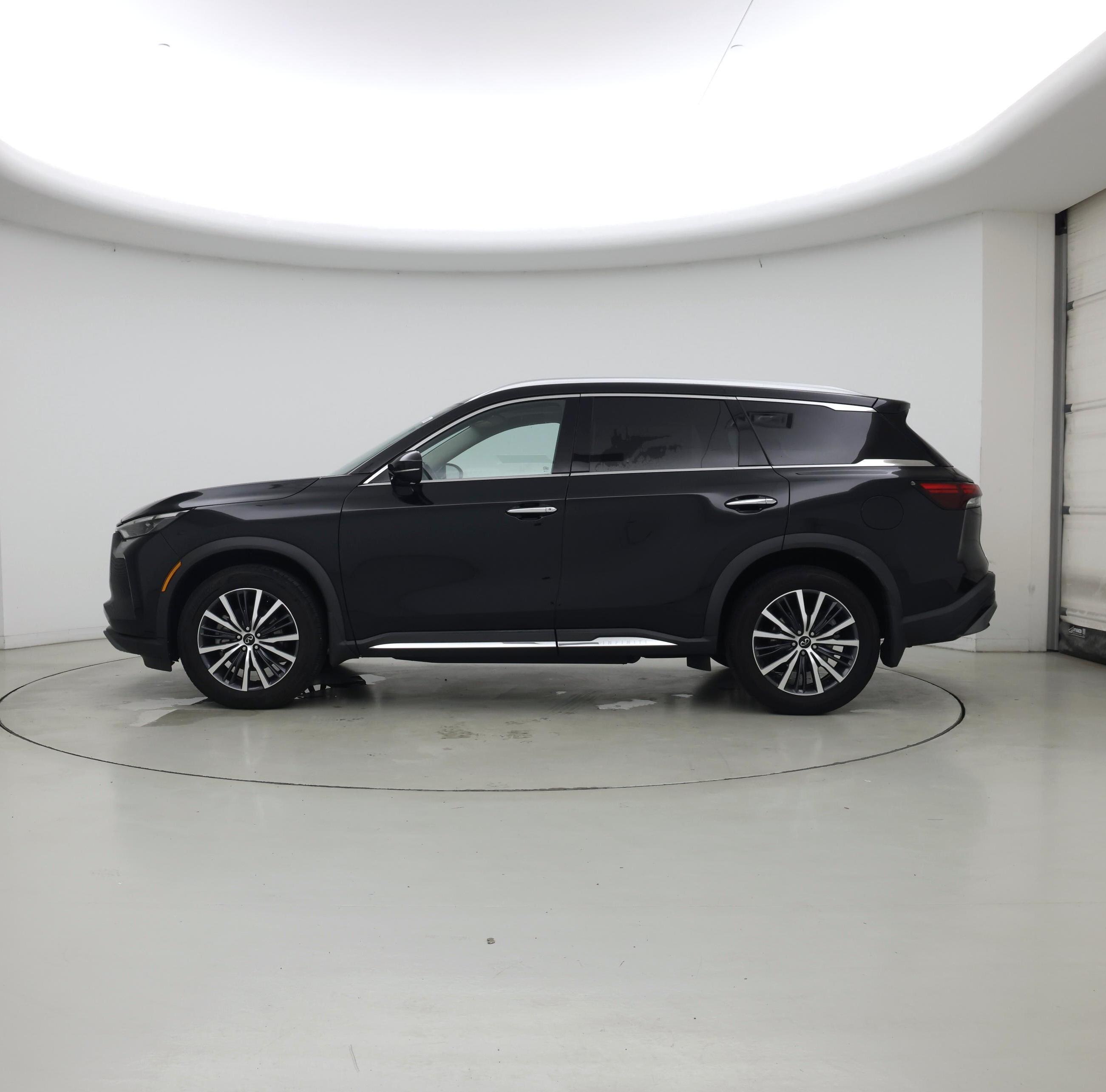 Thumbnail: 2023 INFINITI QX60 - 3