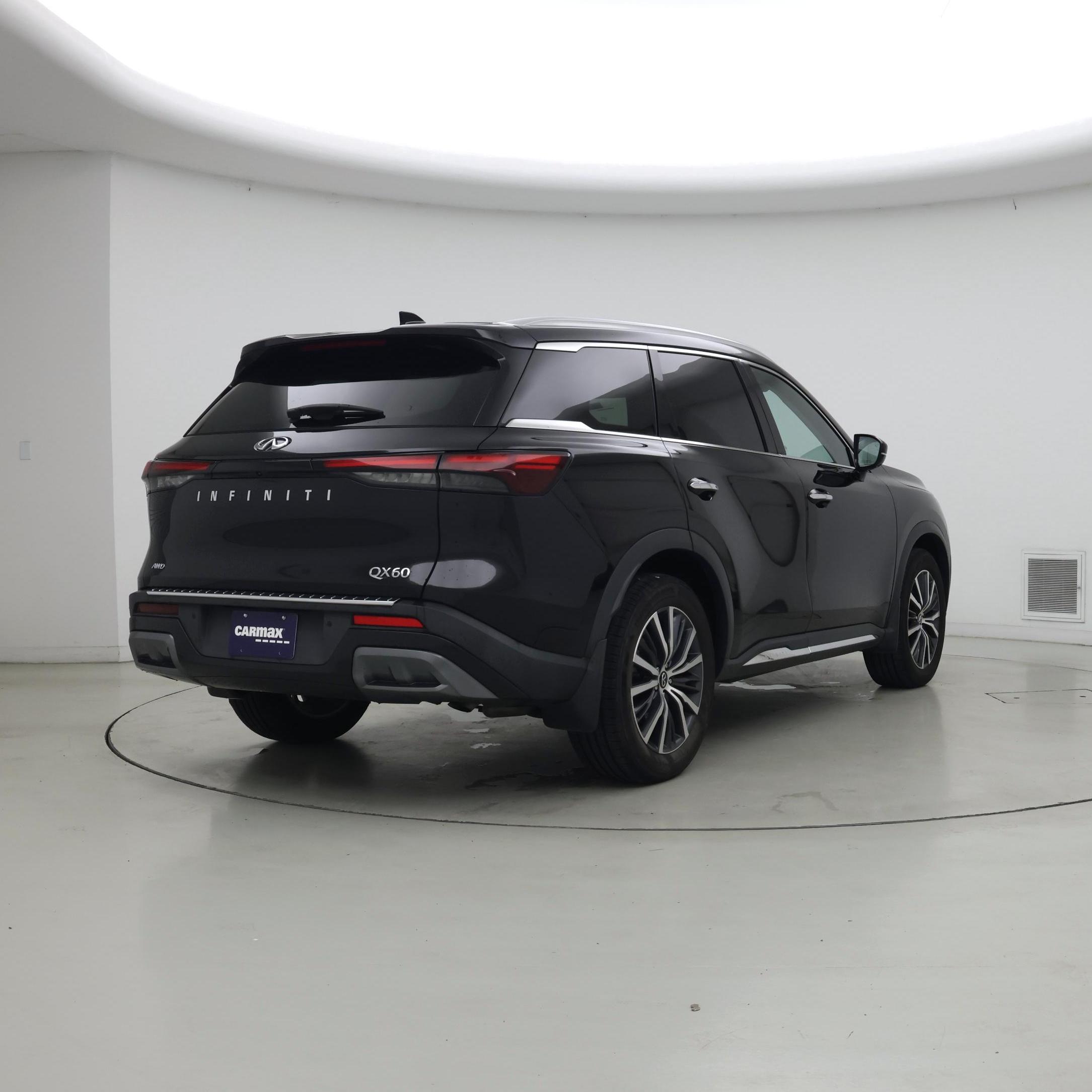 Thumbnail: 2023 INFINITI QX60 - 8