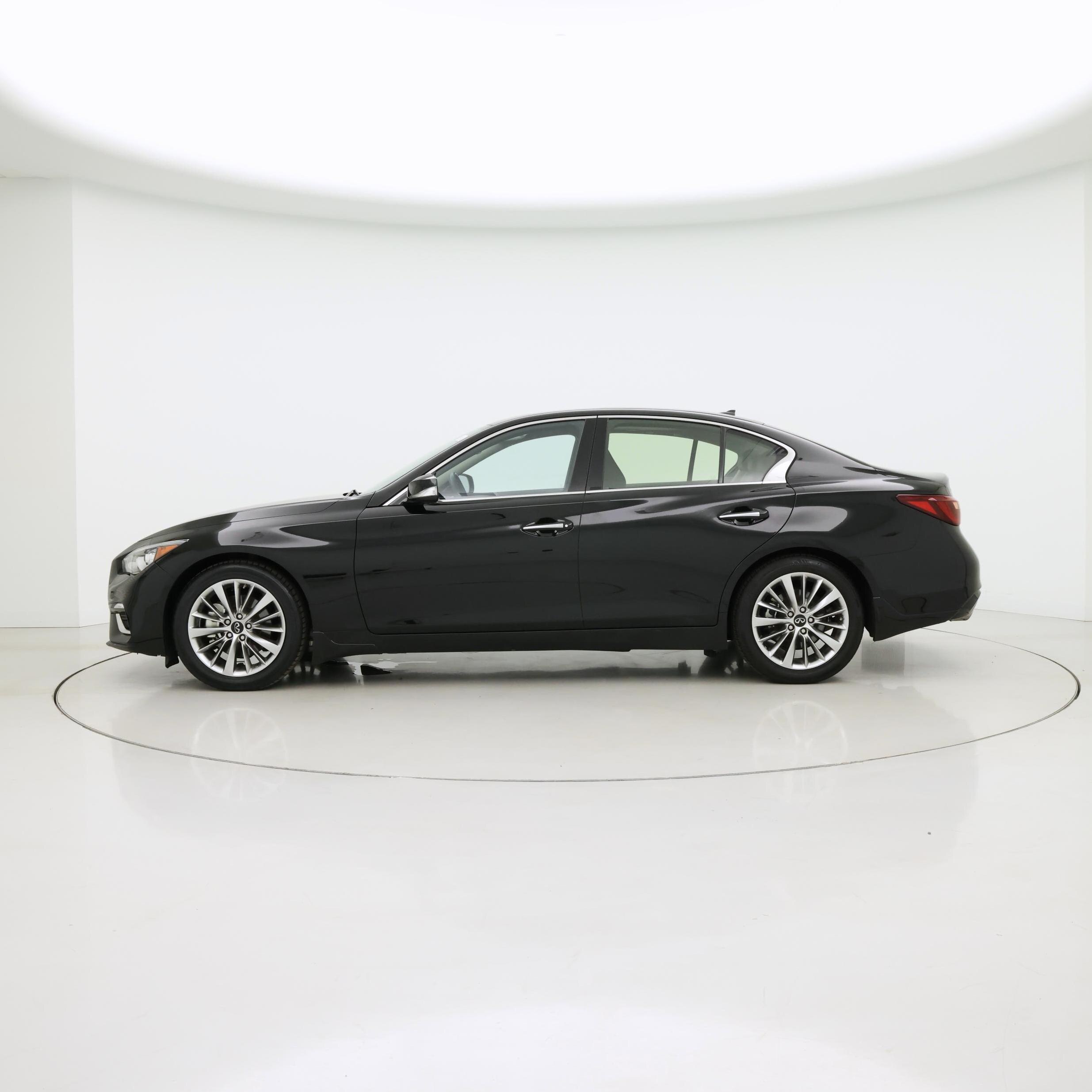 Thumbnail: 2023 INFINITI Q50 - 3