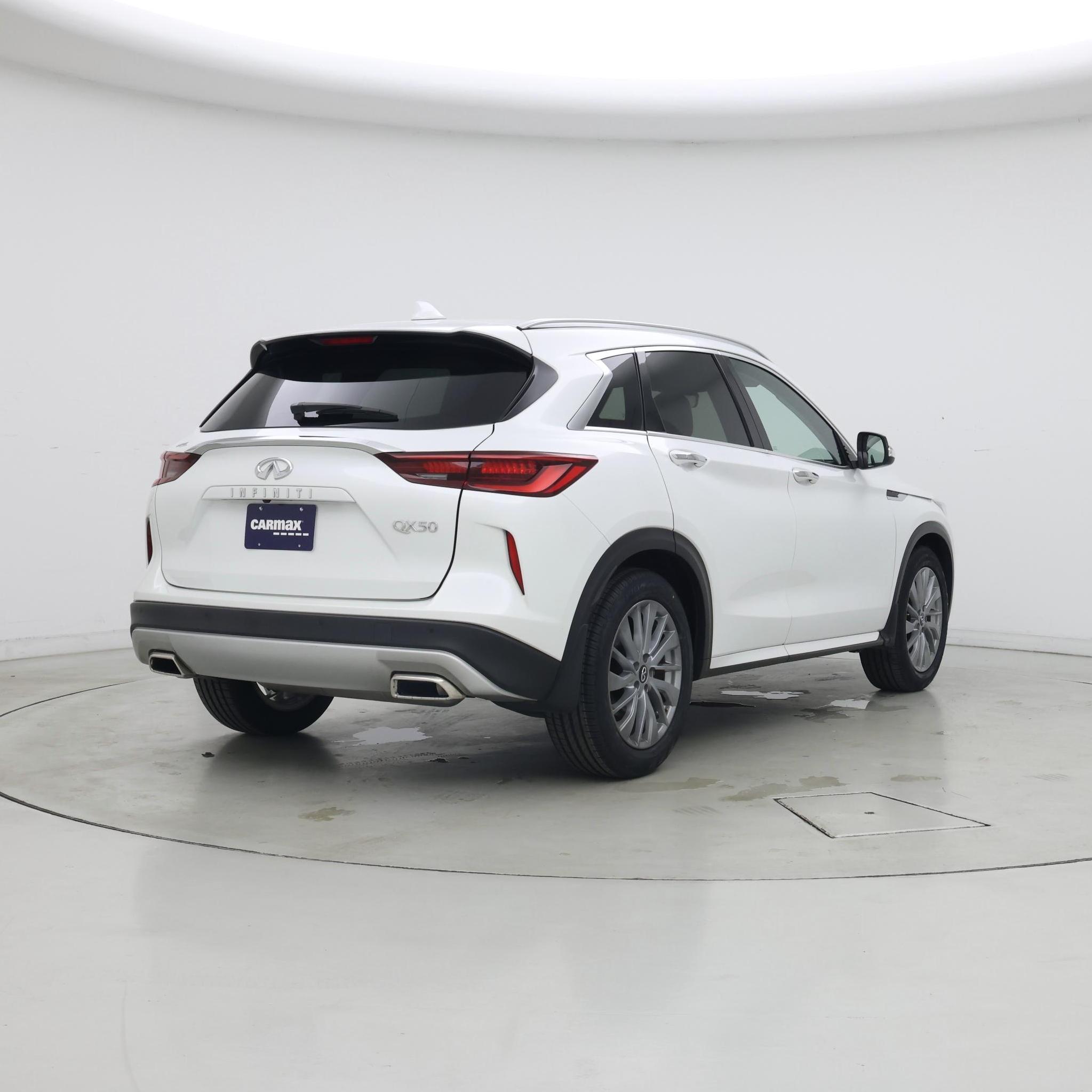 Thumbnail: 2023 INFINITI QX50 - 8