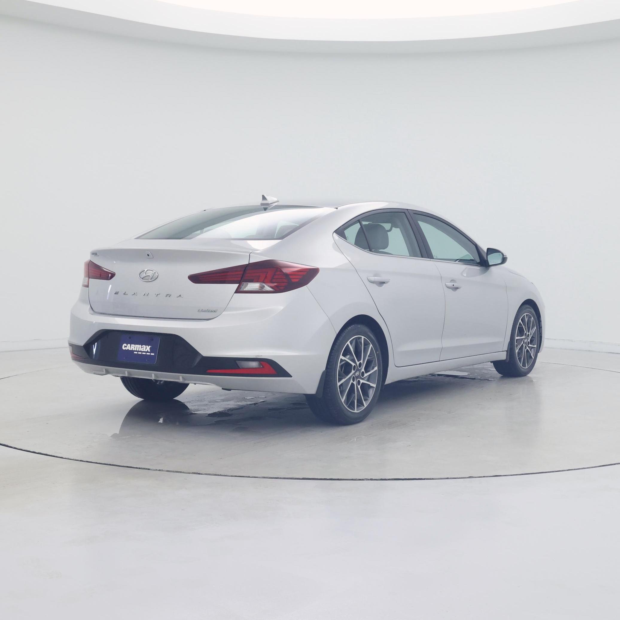 Thumbnail: 2019 Hyundai Elantra - 8