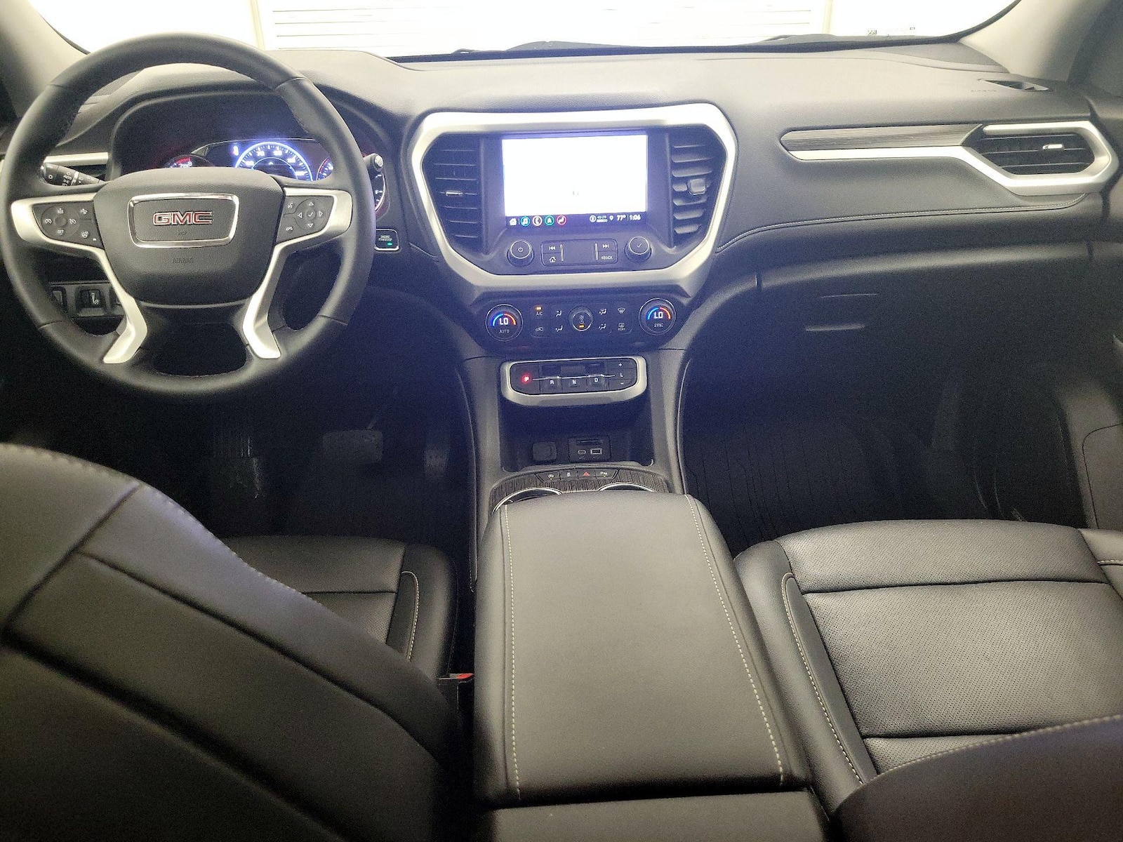 Photo 10