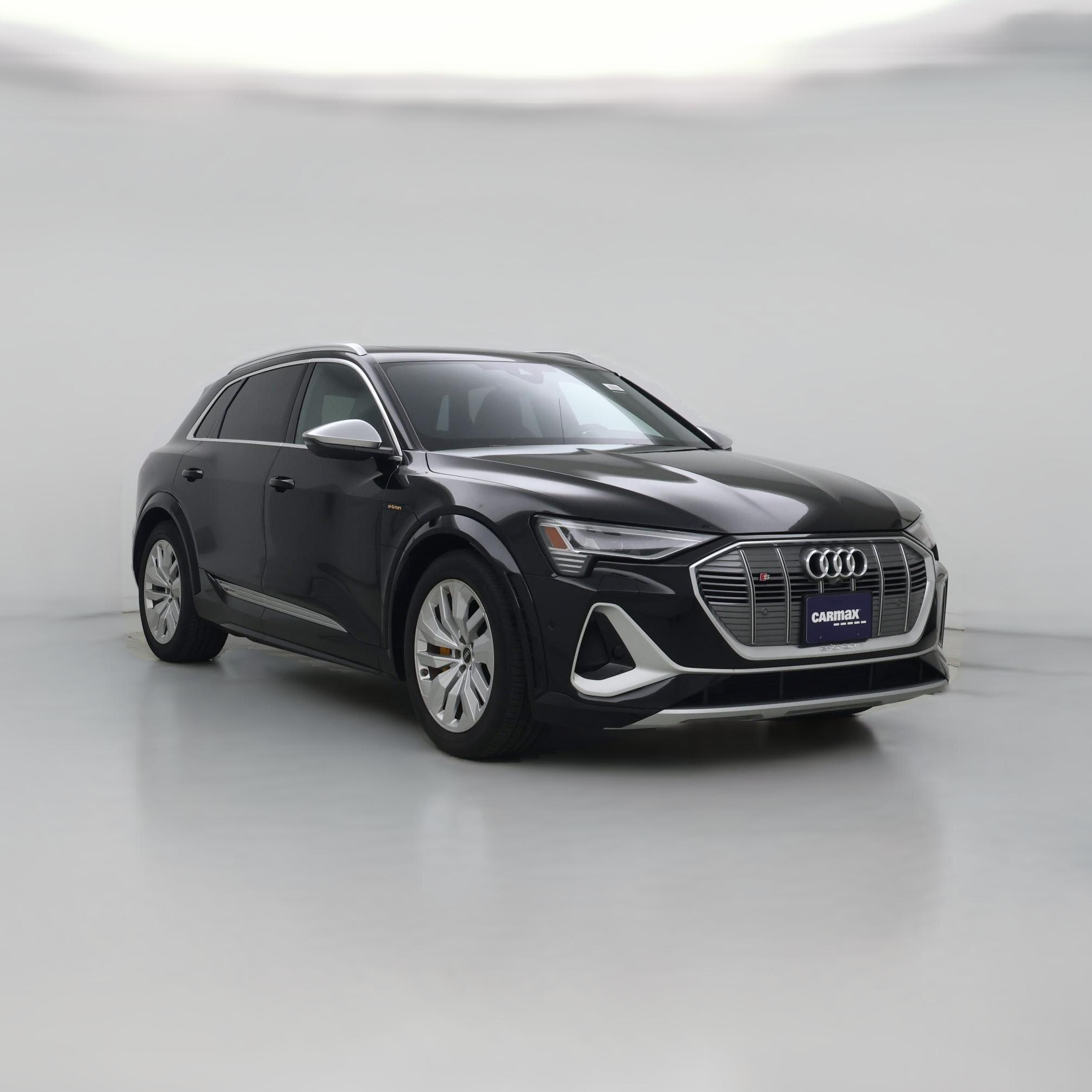 Thumbnail: 2023 Audi e-tron S - 1