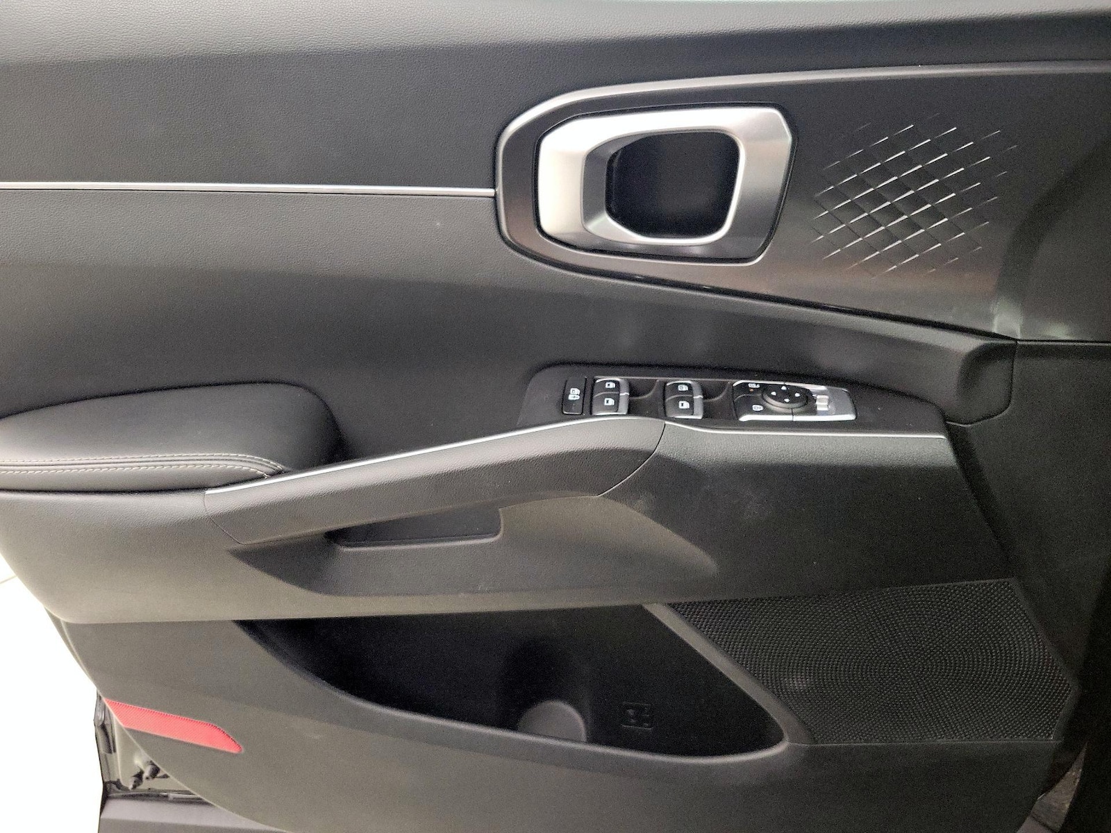 2025 Kia Sorento LX - Photo 13