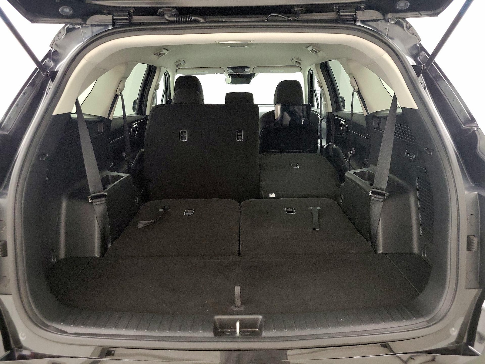 2025 Kia Sorento LX - Photo 23