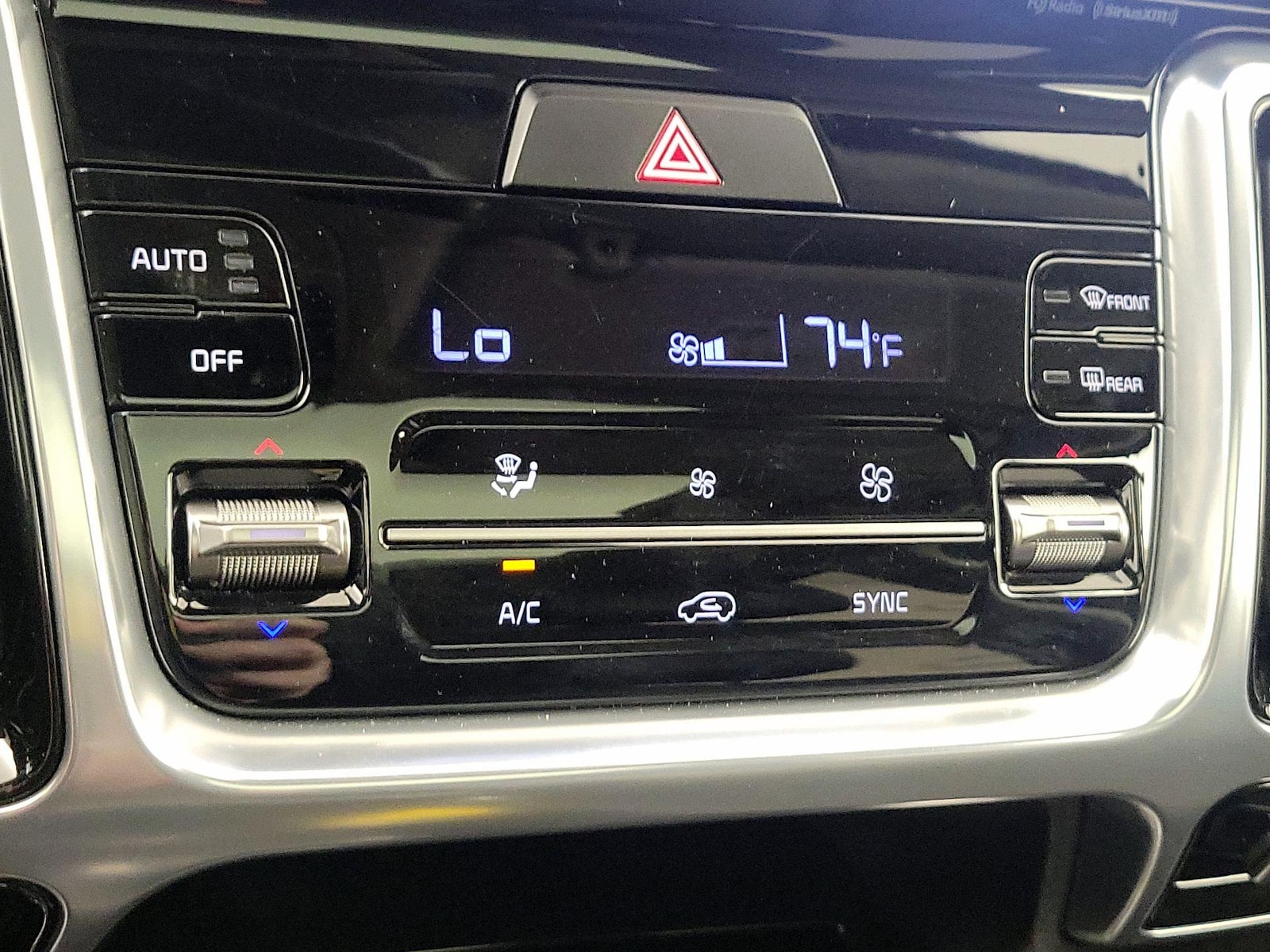 2023 Kia Sorento X-Line SX-P - Photo 18