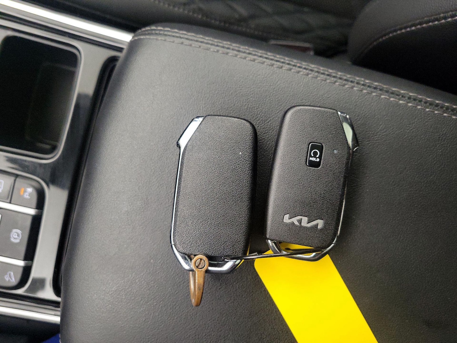 2023 Kia Sorento X-Line SX-P - Photo 28