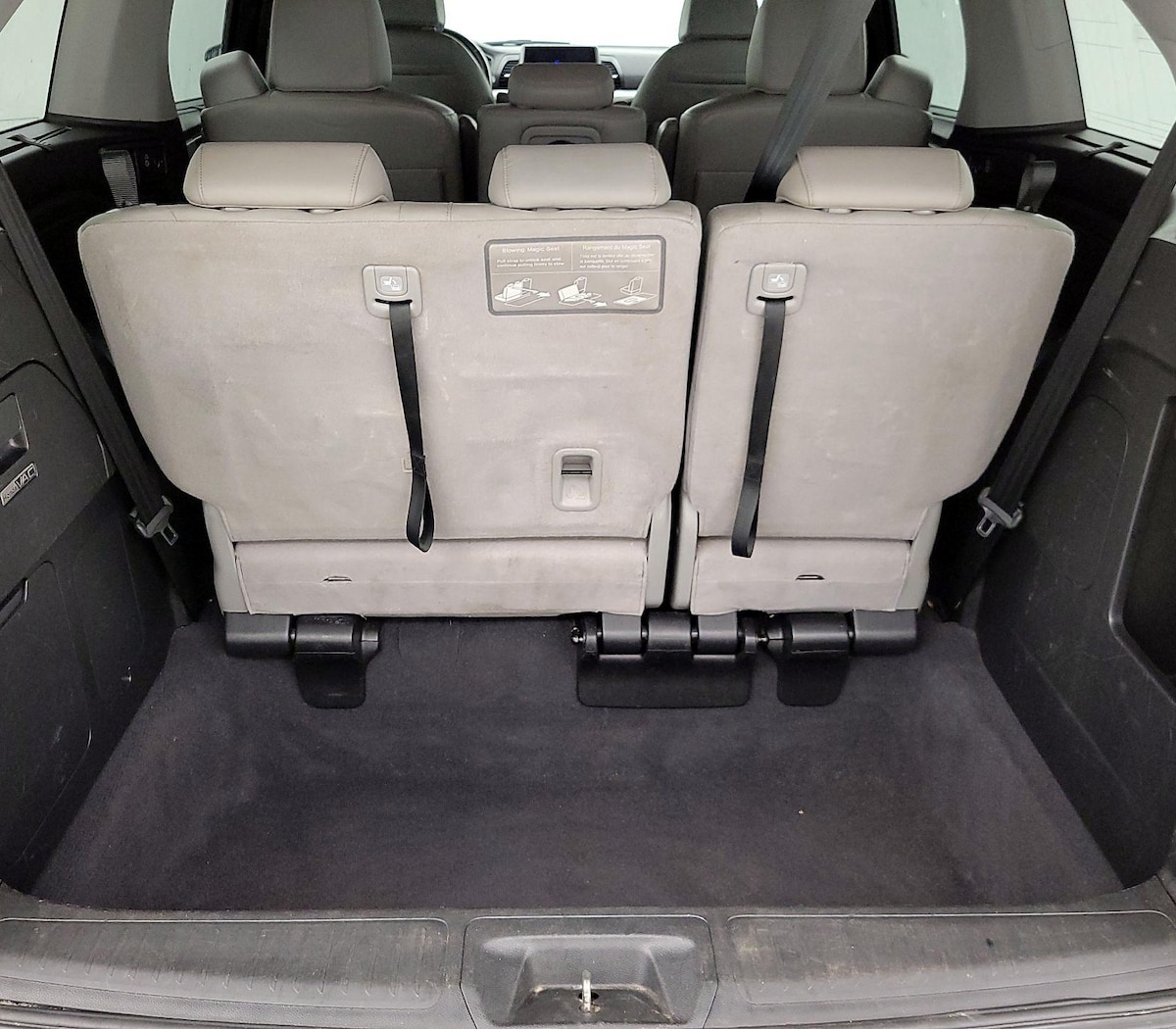 Trunk/Cargo (Seats Up)