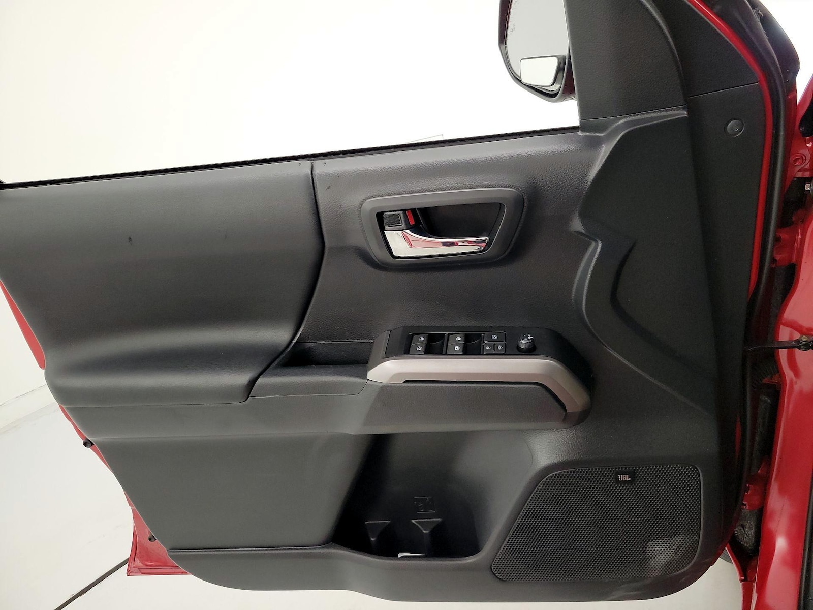 2023 Toyota Tacoma Limited - Photo 13