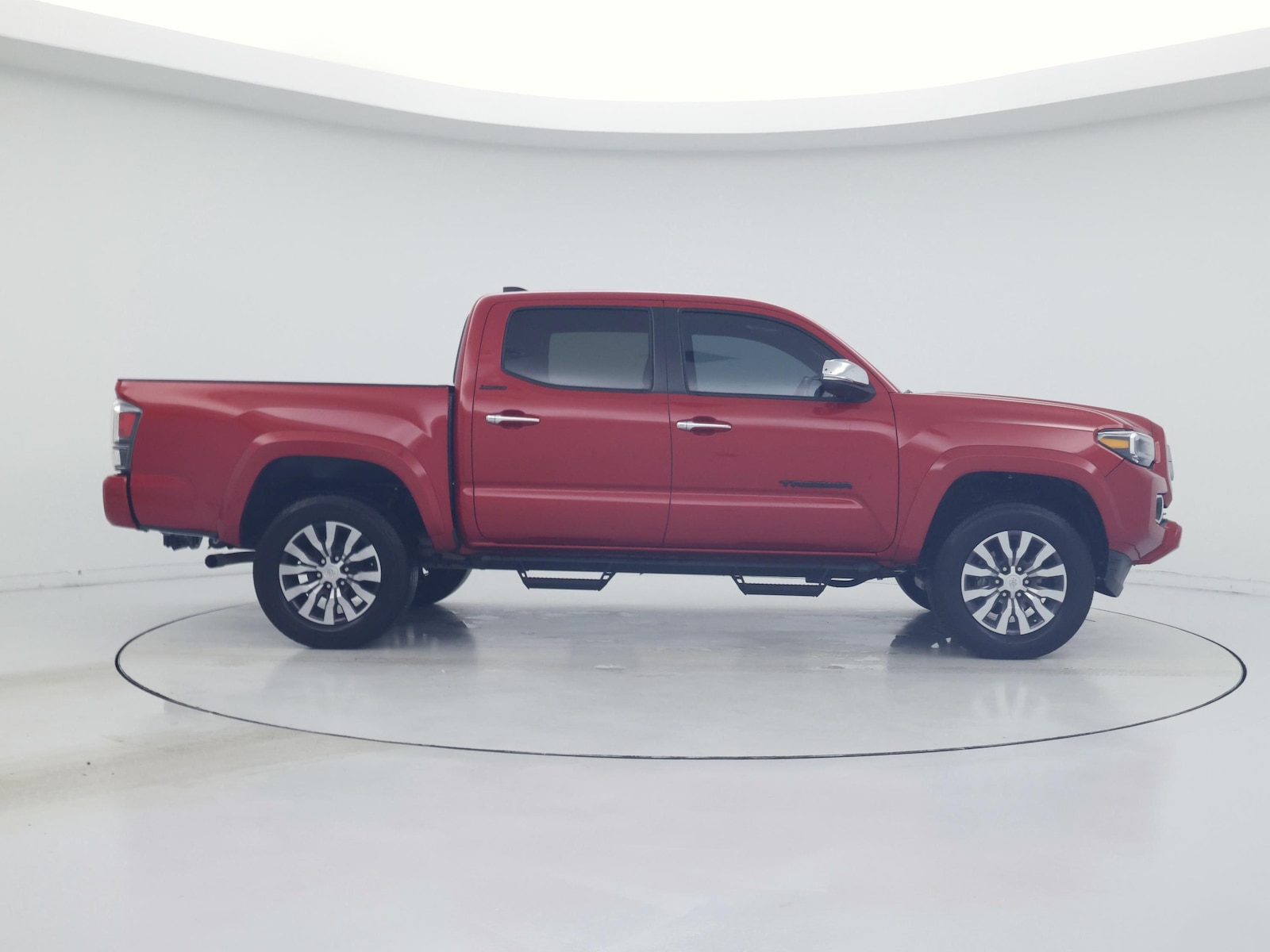 2023 Toyota Tacoma Limited - Photo 8