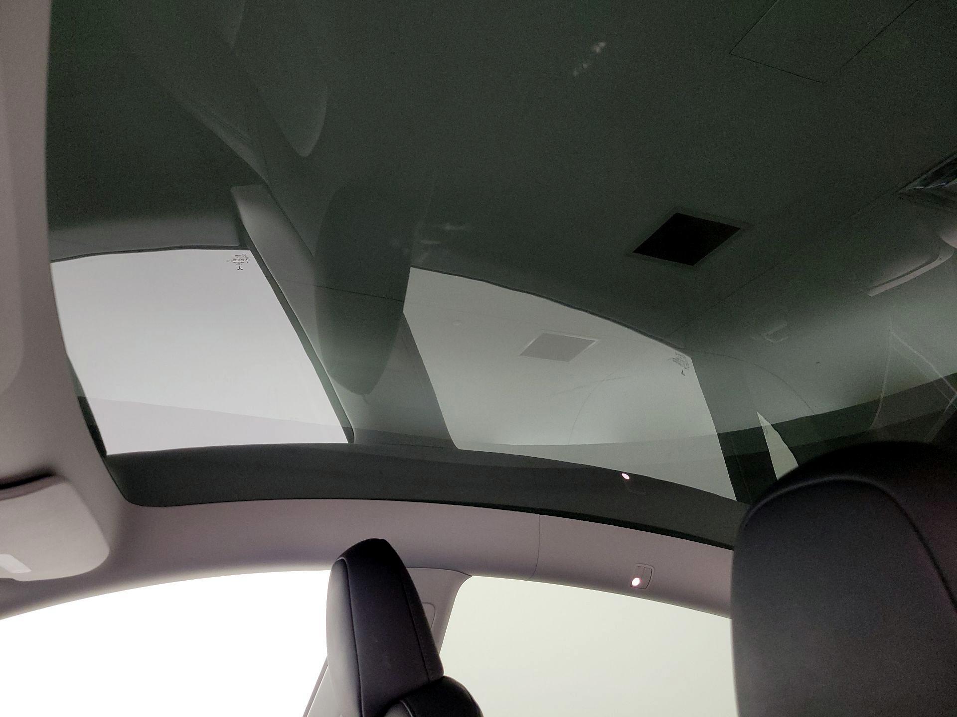 Thumbnail: 2023 Tesla Model Y - 18