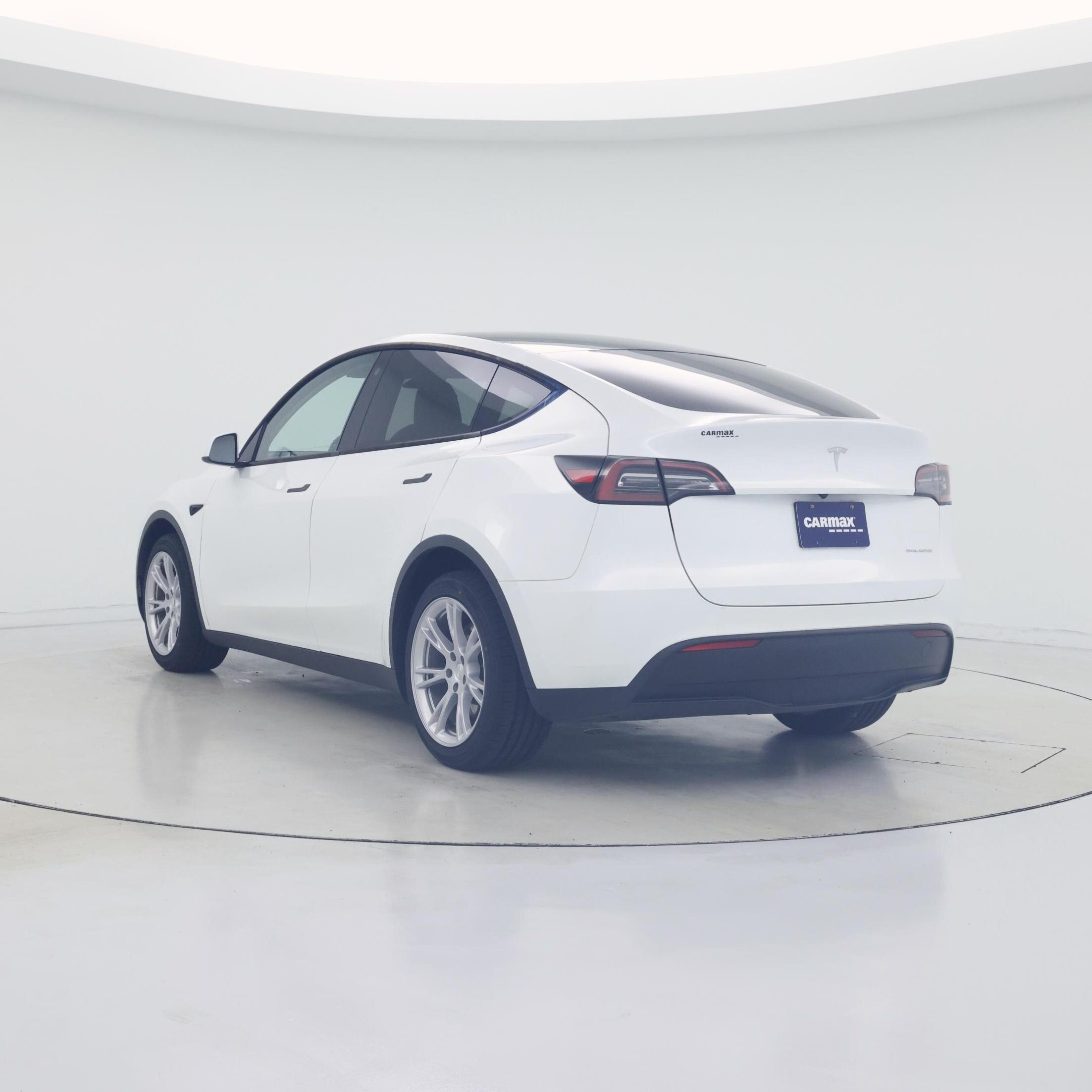Thumbnail: 2023 Tesla Model Y - 2