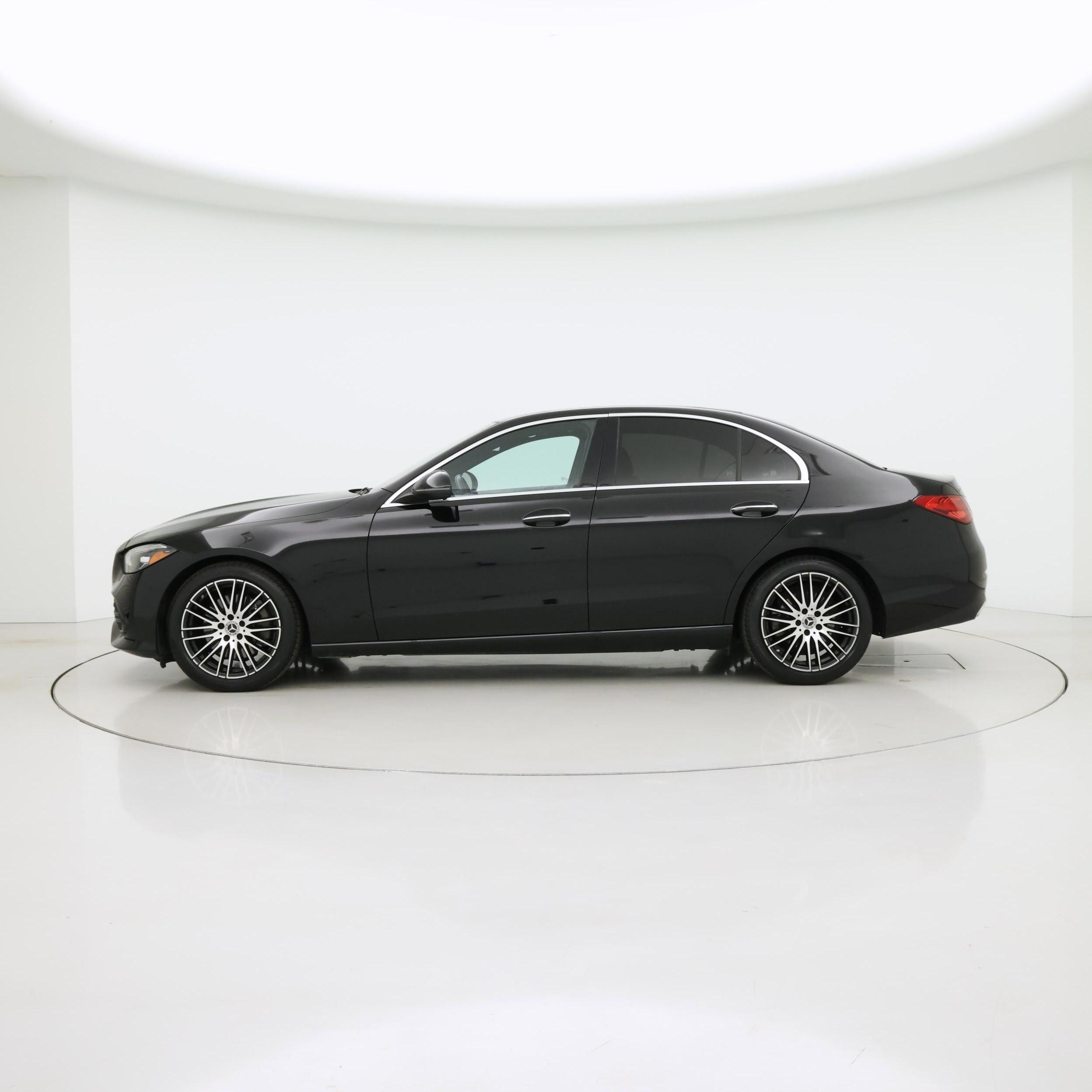 Thumbnail: 2024 Mercedes-Benz C-Class - 3
