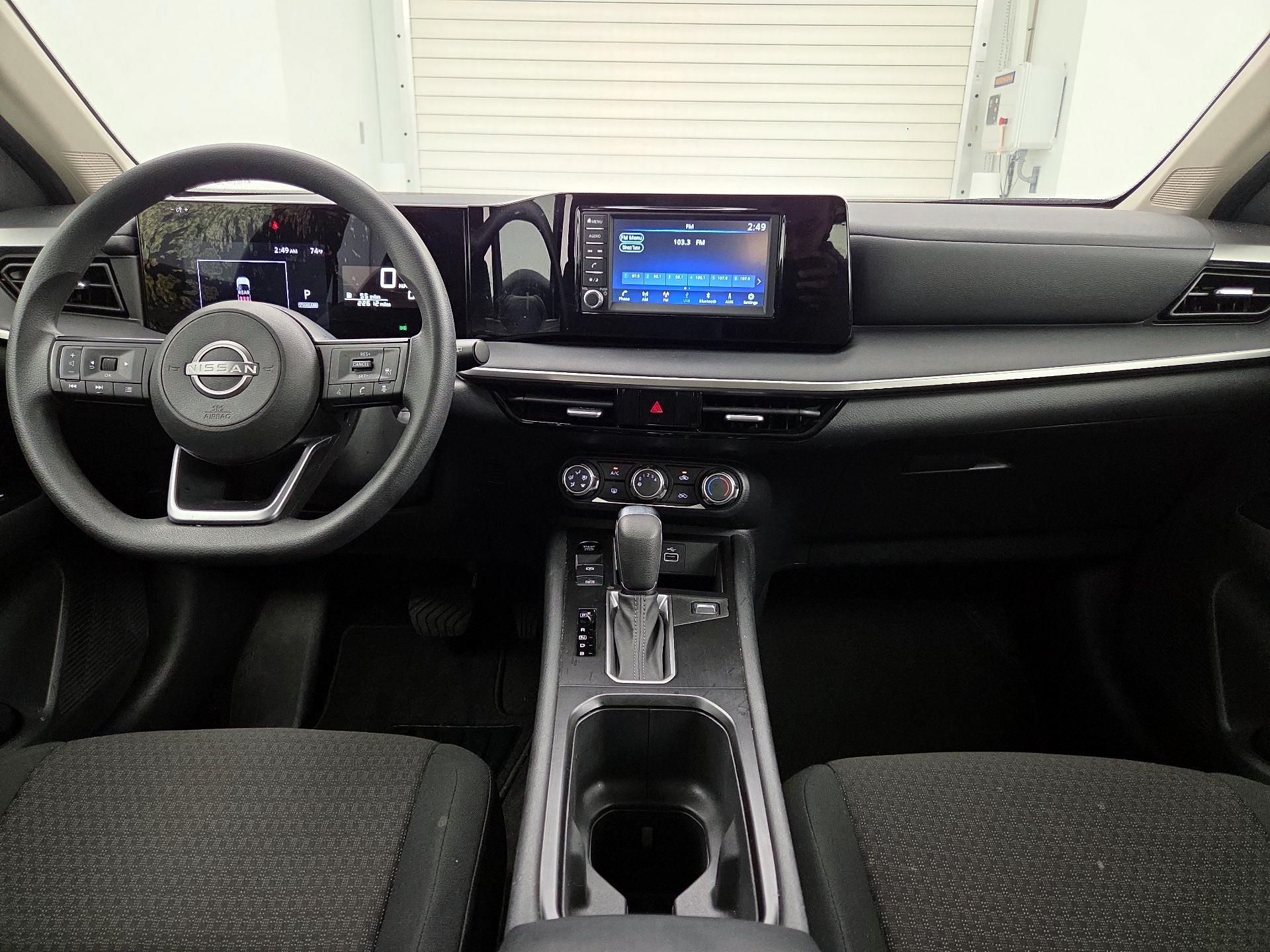 Thumbnail: 2025 Nissan Kicks - 9