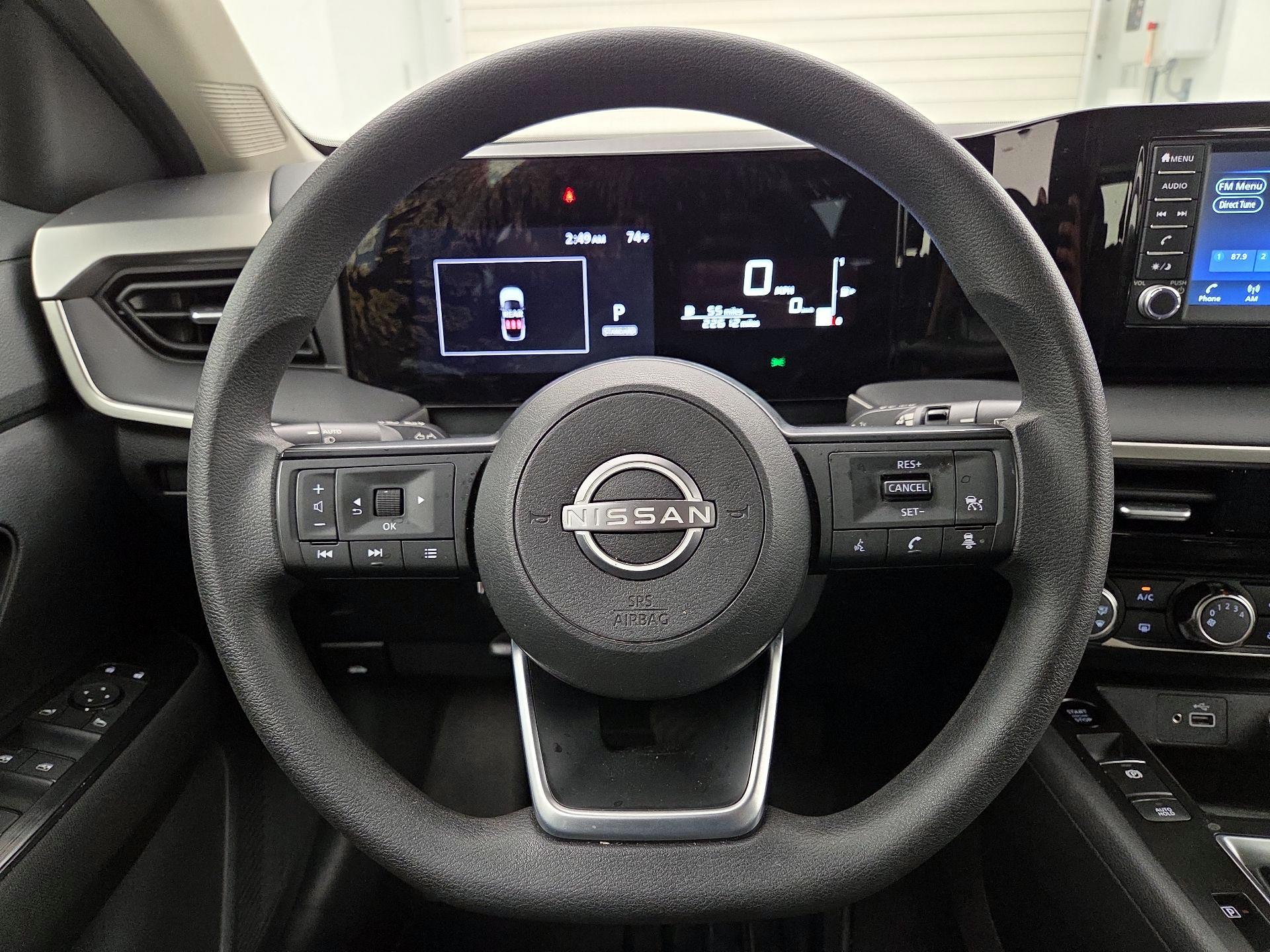 Thumbnail: 2025 Nissan Kicks - 10