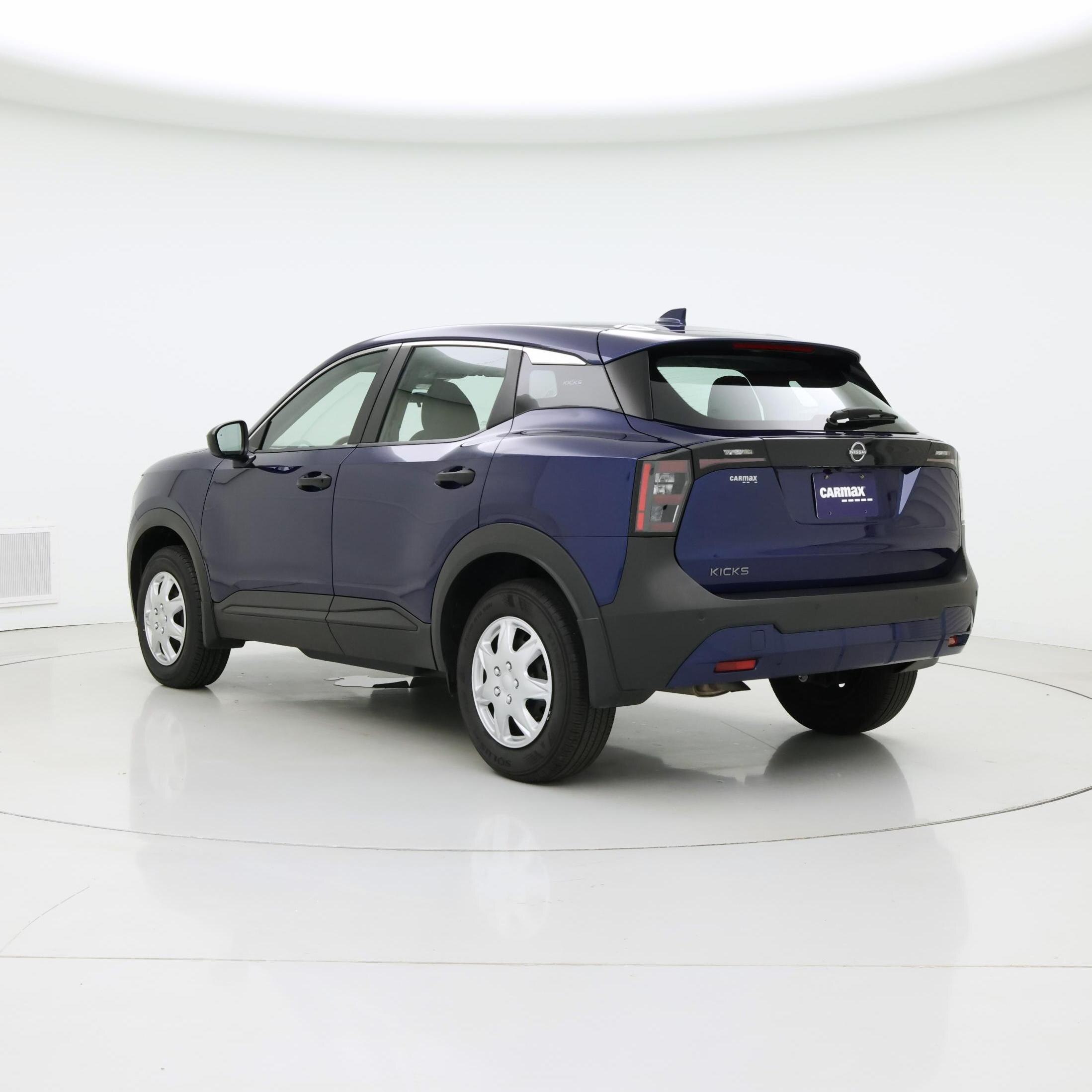 Thumbnail: 2025 Nissan Kicks - 2