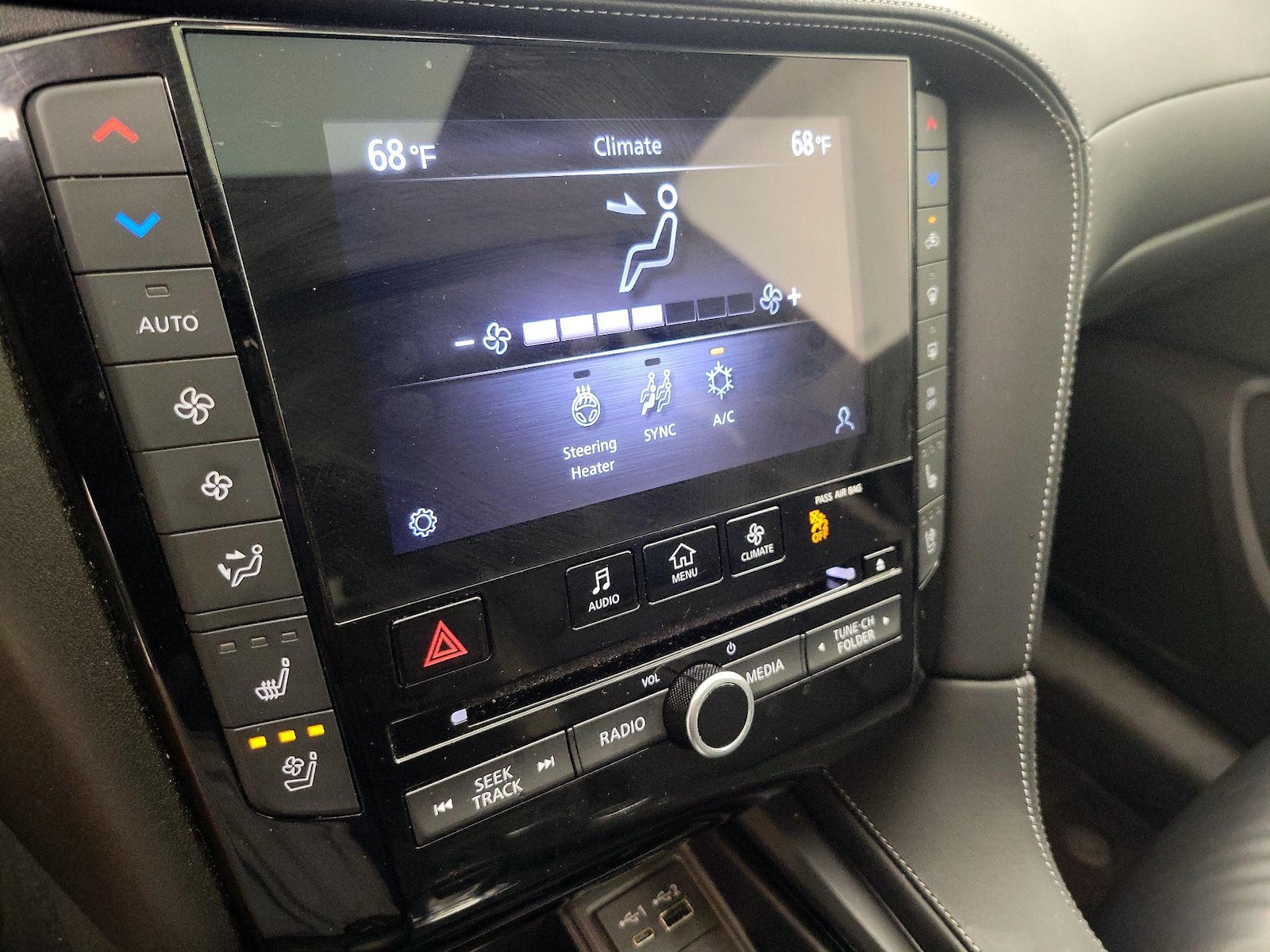 2023 INFINITI QX55 Essential - Photo 18