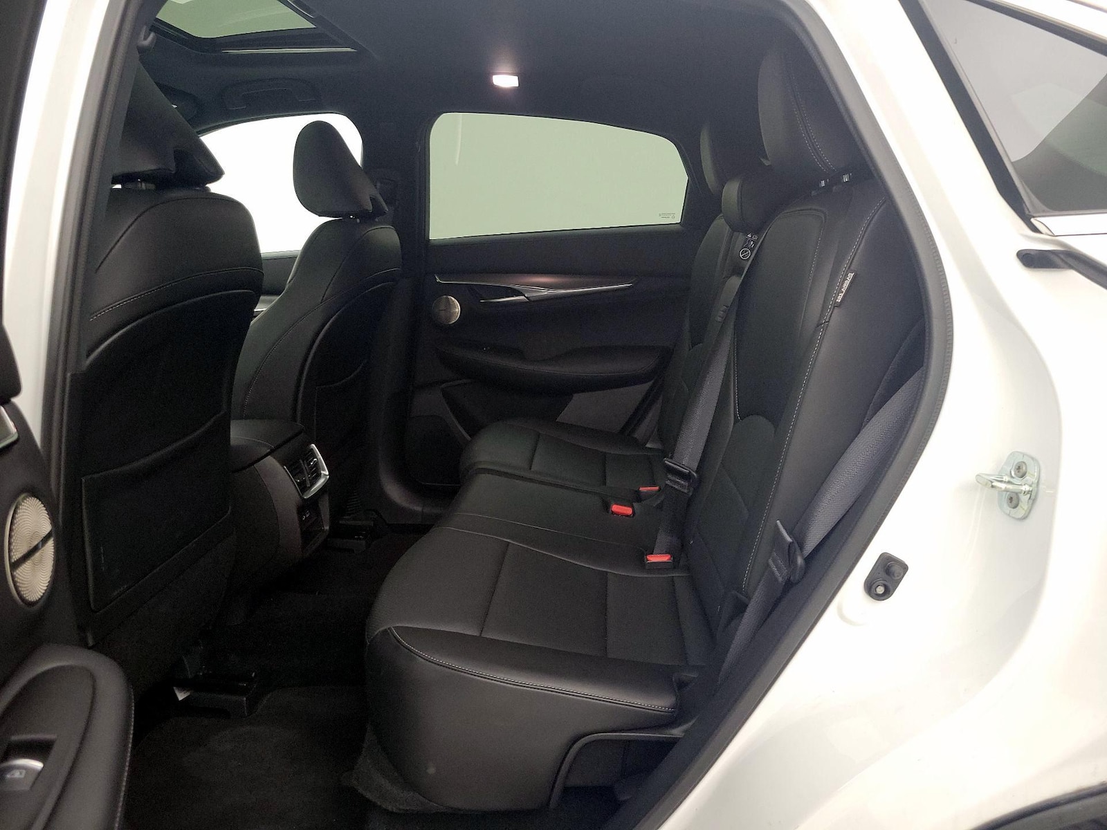 2023 INFINITI QX55 Essential - Photo 22