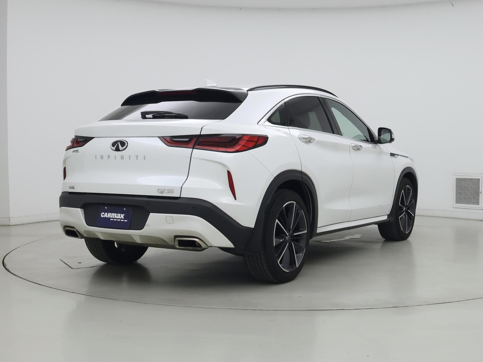 2023 INFINITI QX55 Essential - Photo 9
