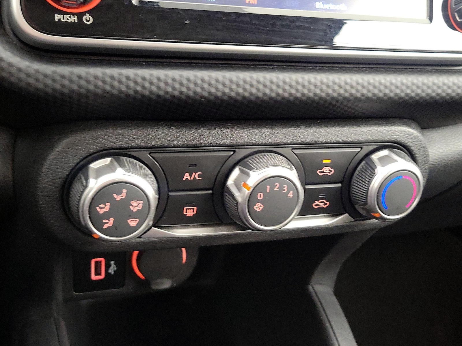 2024 Nissan Kicks S - Photo 17