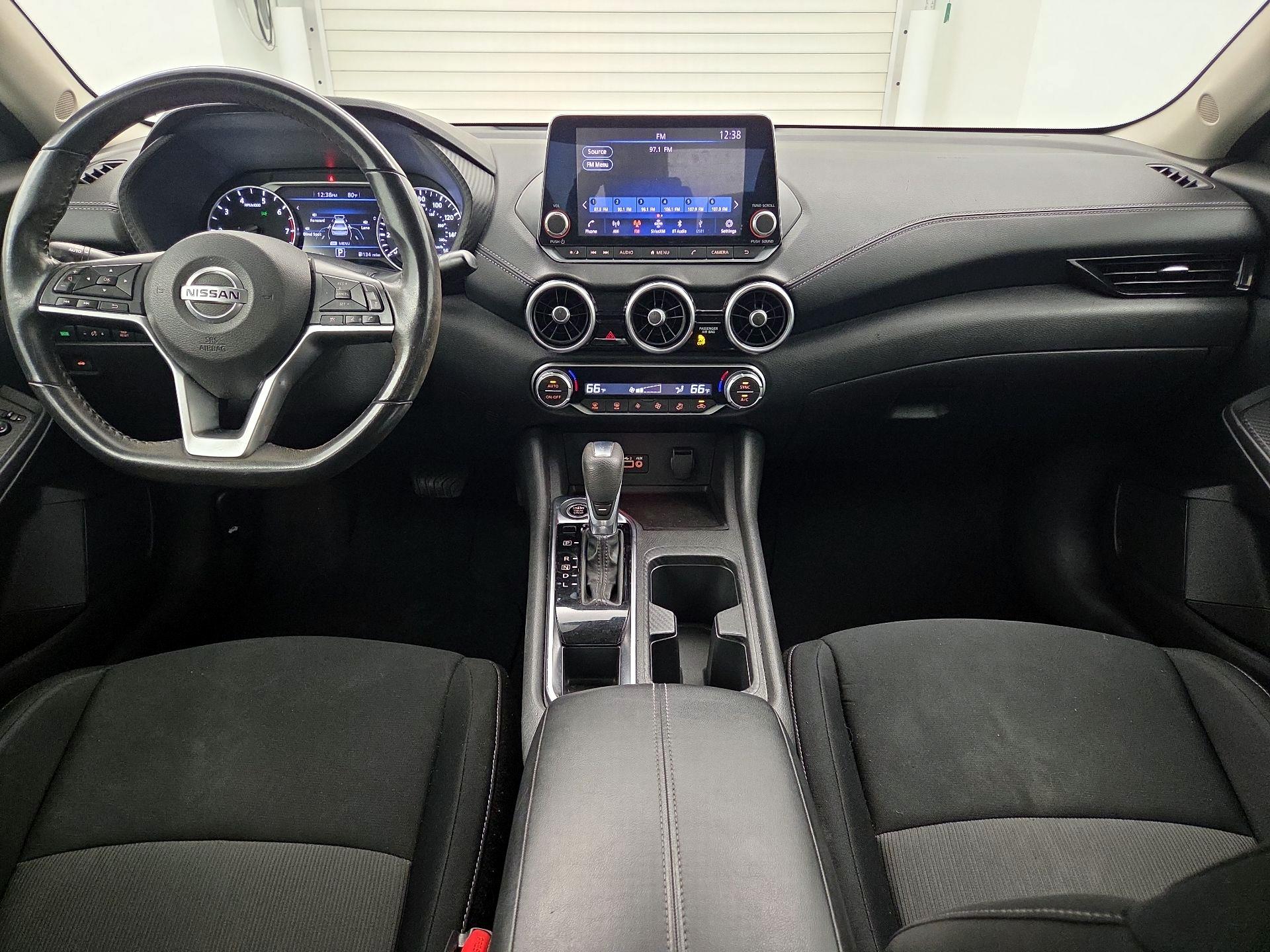 Thumbnail: 2021 Nissan Sentra - 9