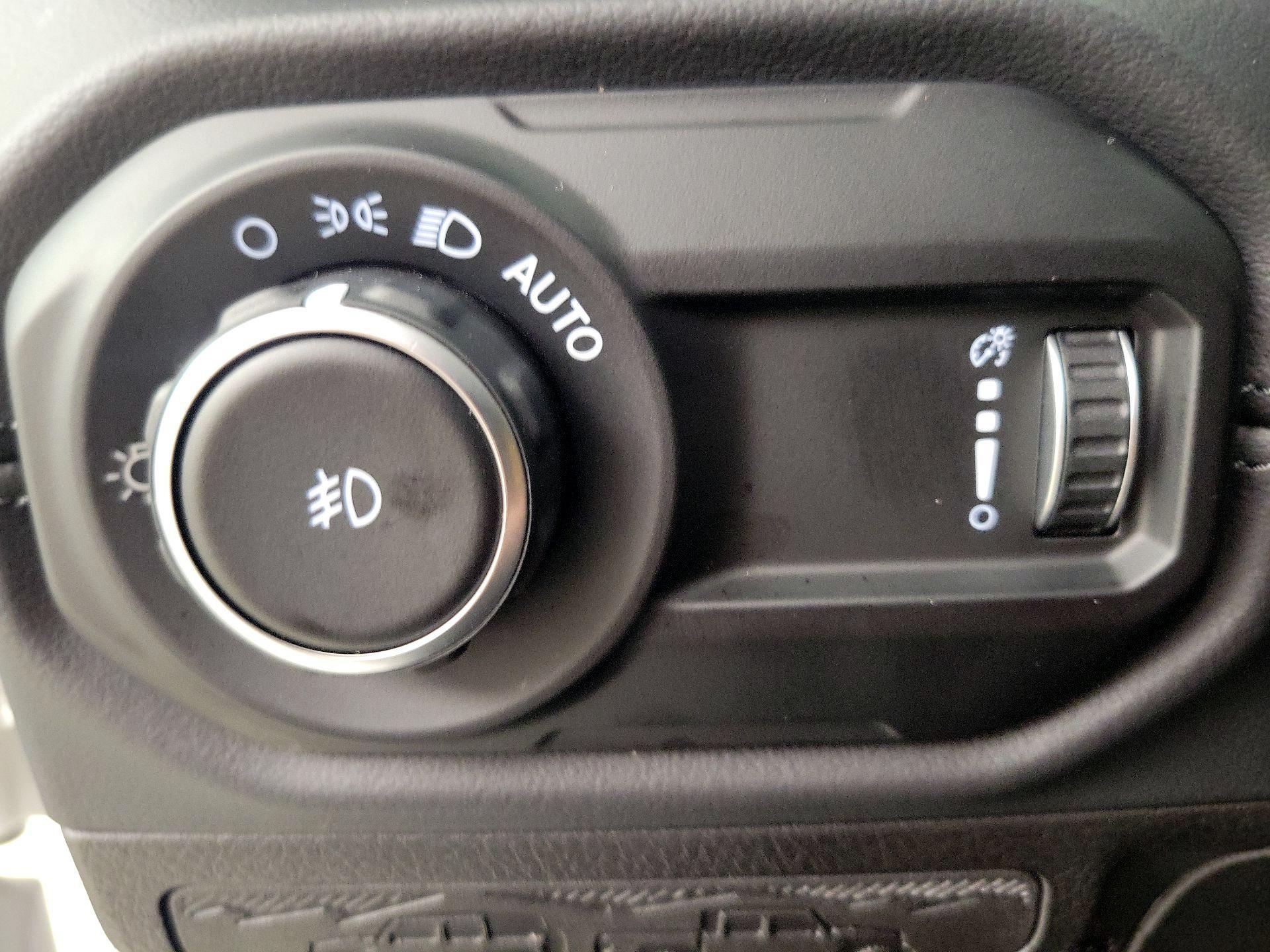 Thumbnail: 2025 Jeep Wrangler - 13