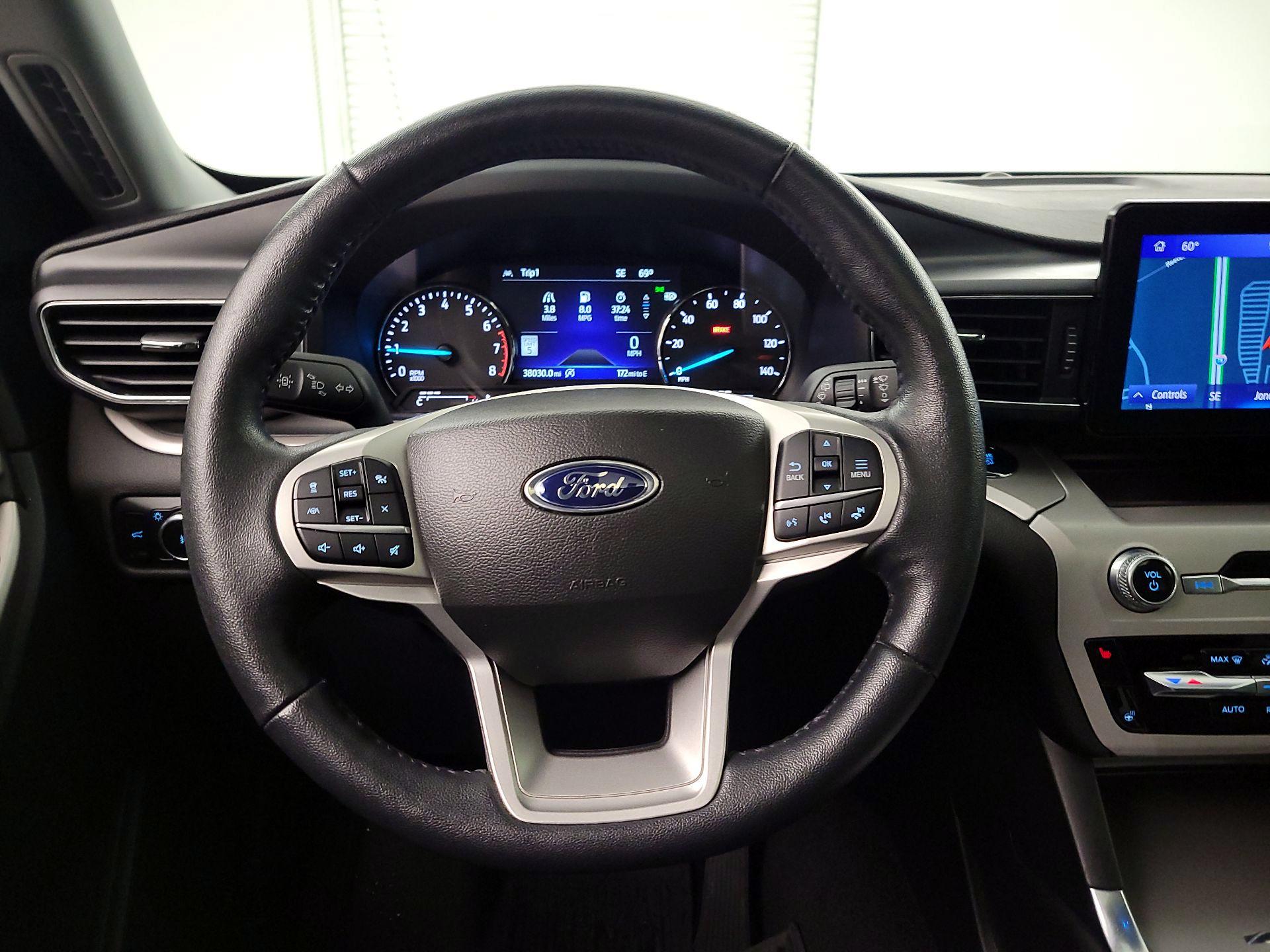 Thumbnail: 2023 Ford Explorer - 10