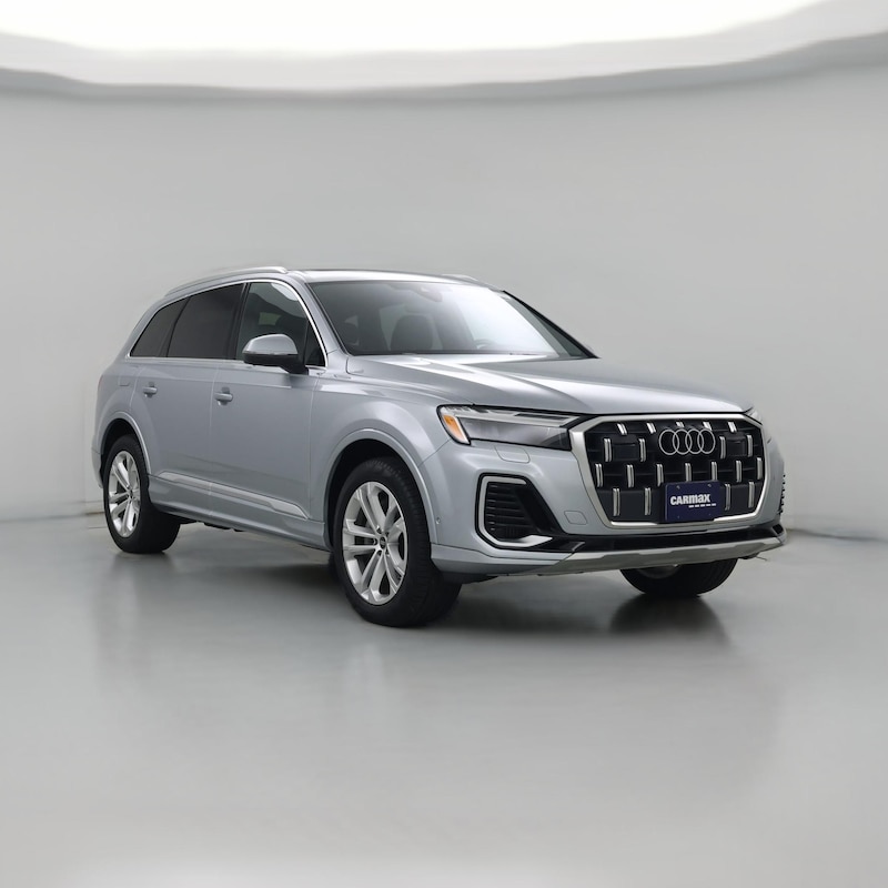 2025 Audi Q7 Premium Plus