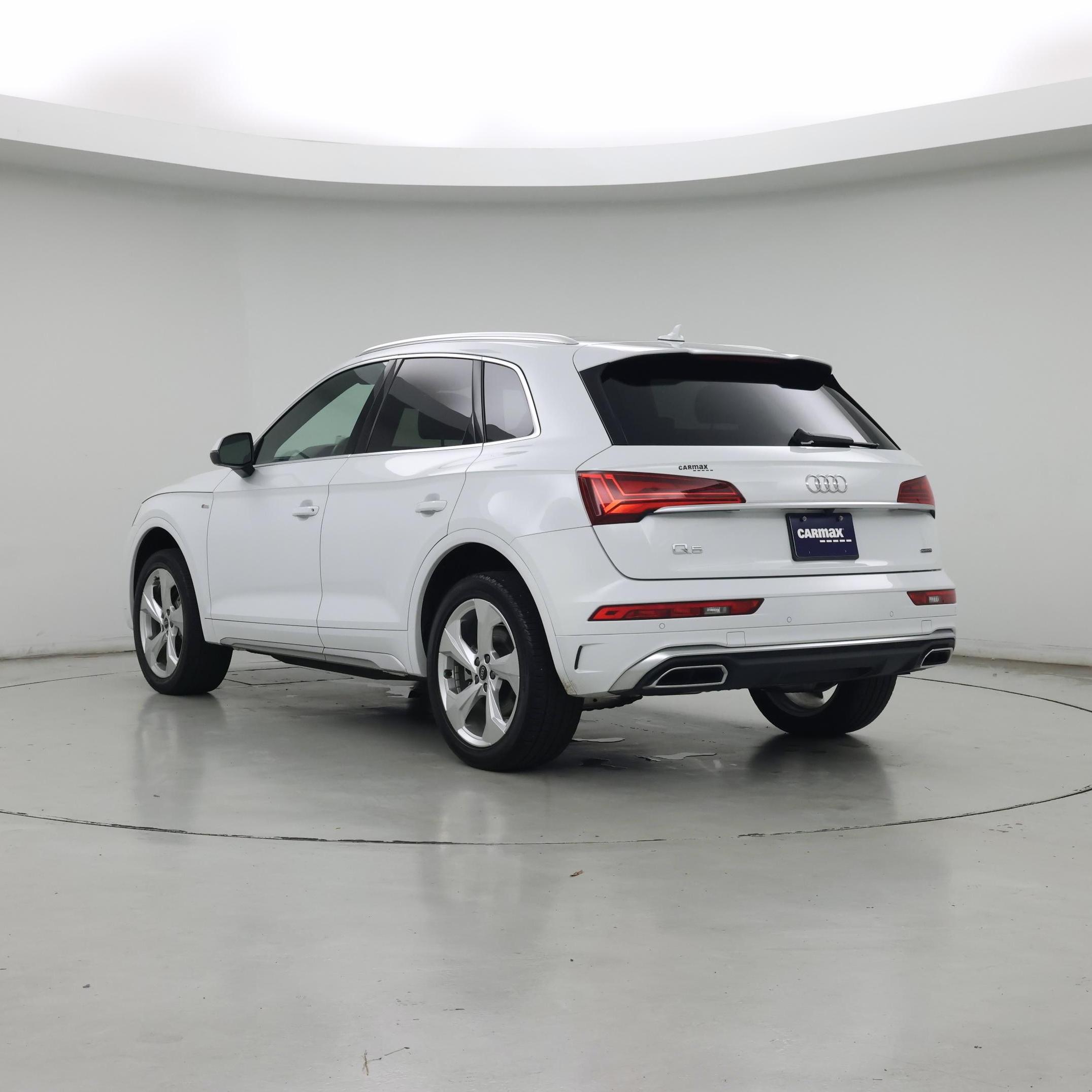 Thumbnail: 2023 Audi Q5 - 2