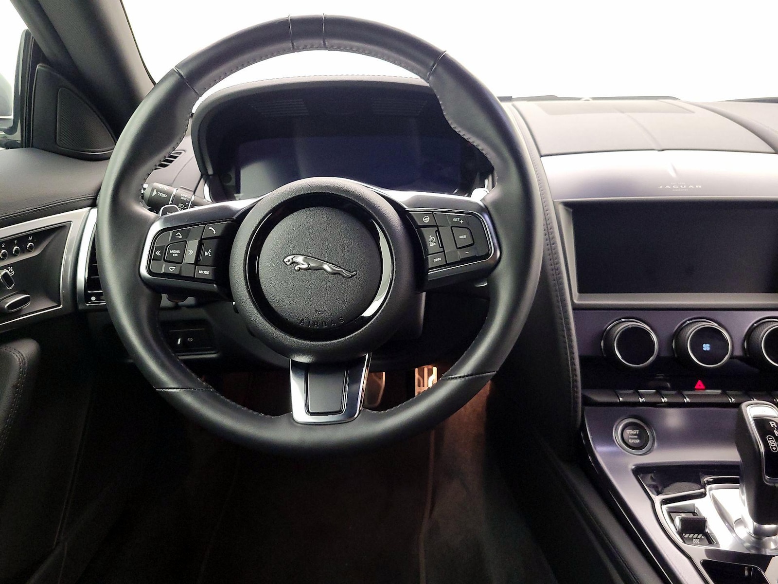 2021 Jaguar F-TYPE Base - Photo 11