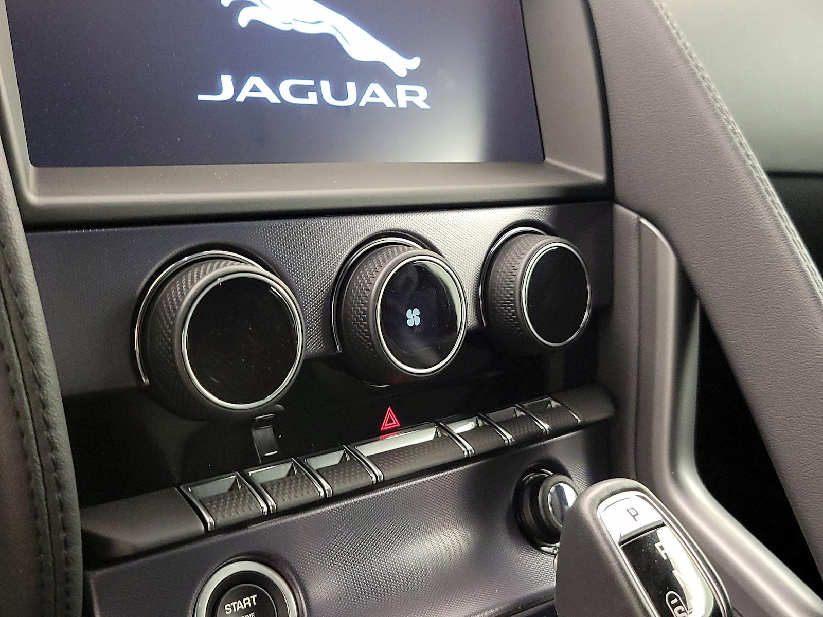 2021 Jaguar F-TYPE Base - Photo 18
