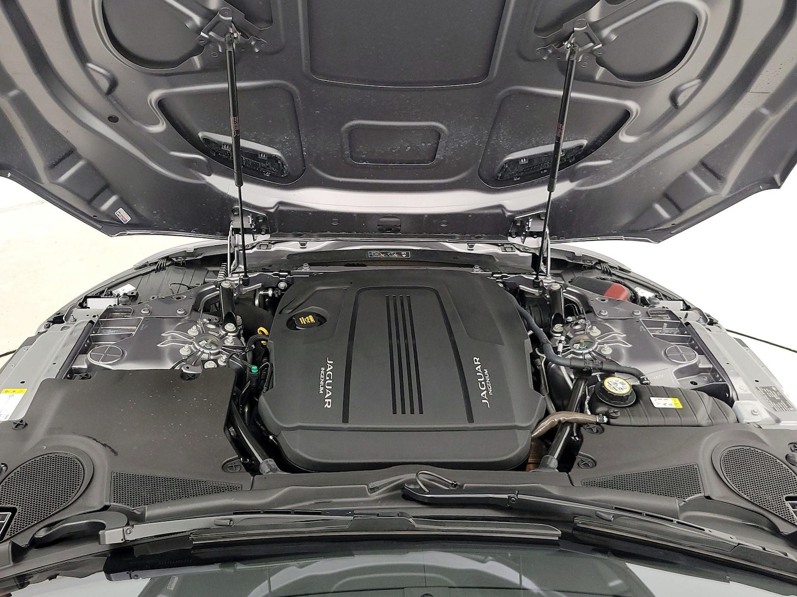 2021 Jaguar F-TYPE Base - Photo 22