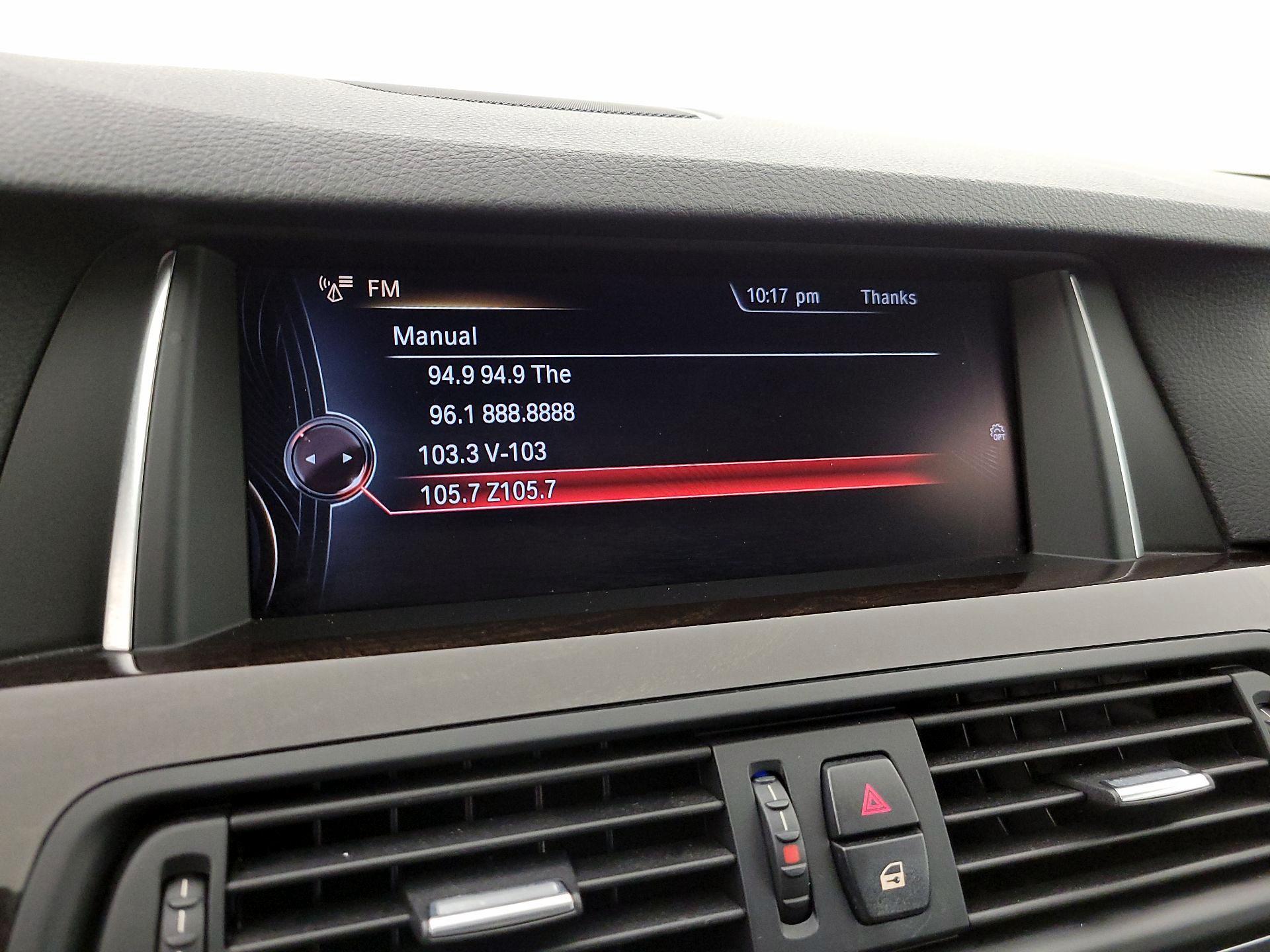 Thumbnail: 2016 BMW 5 Series - 16