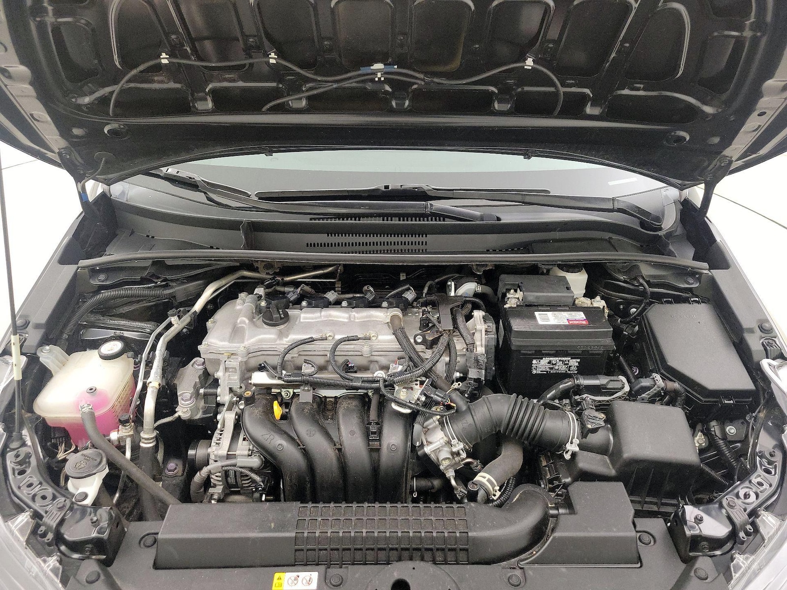 2022 Toyota Corolla LE - Photo 22