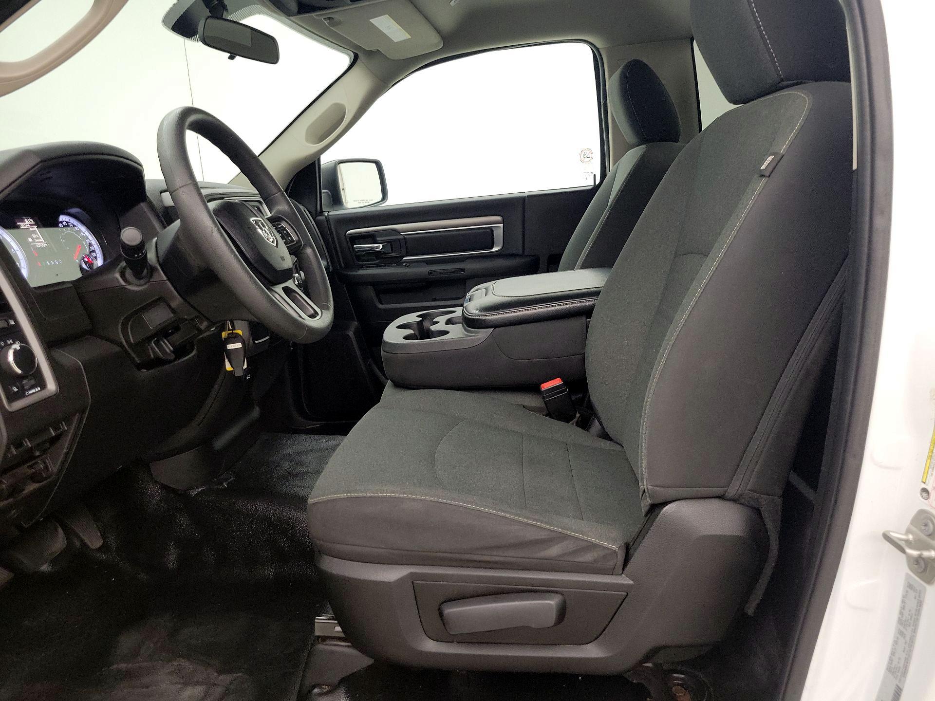 Thumbnail: 2023 RAM 1500 Classic - 11