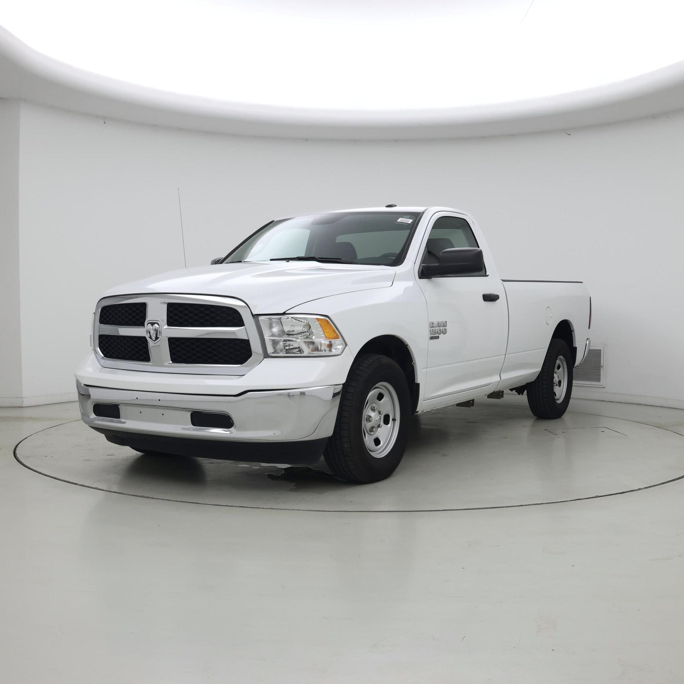 Thumbnail: 2023 RAM 1500 Classic - 4
