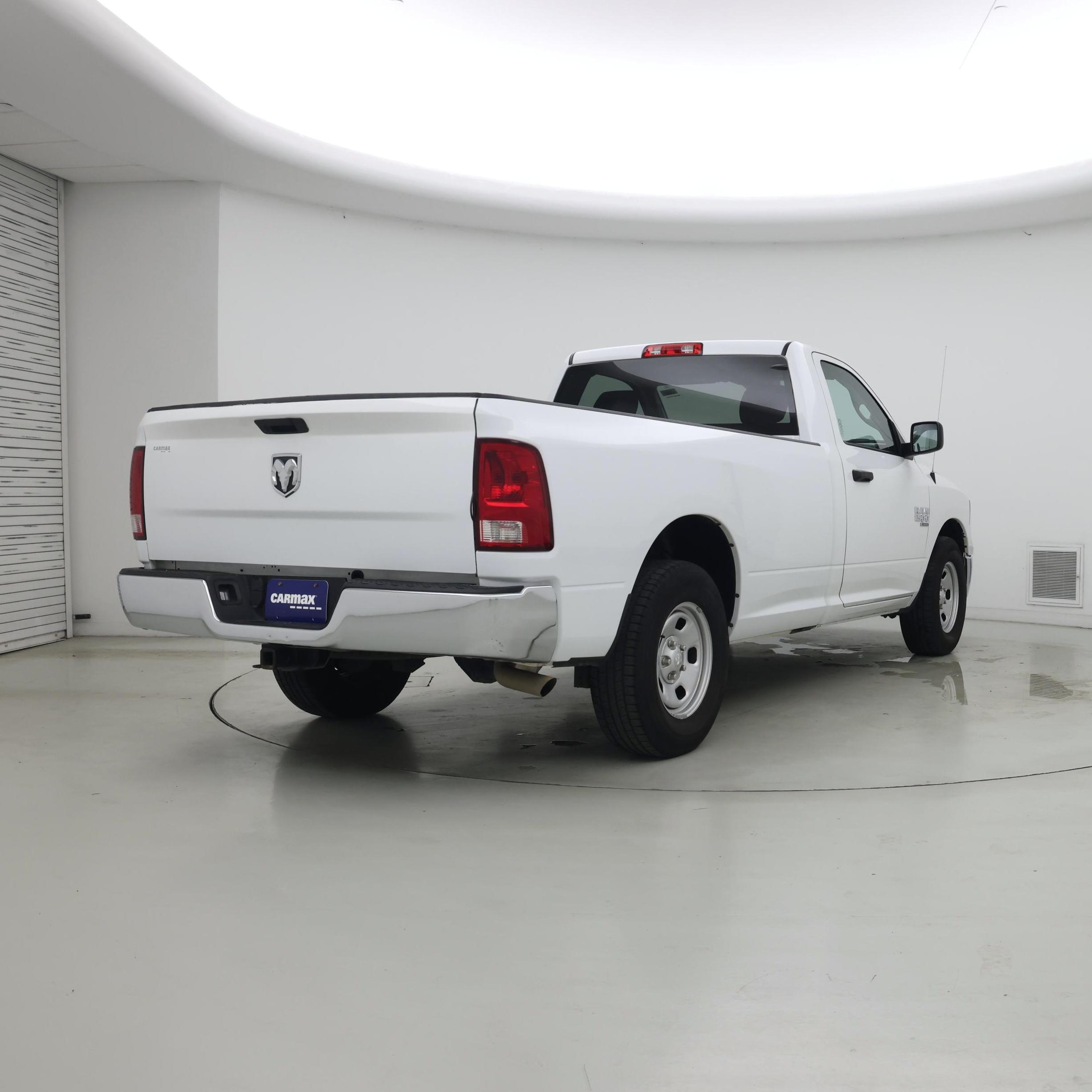 Thumbnail: 2023 RAM 1500 Classic - 8