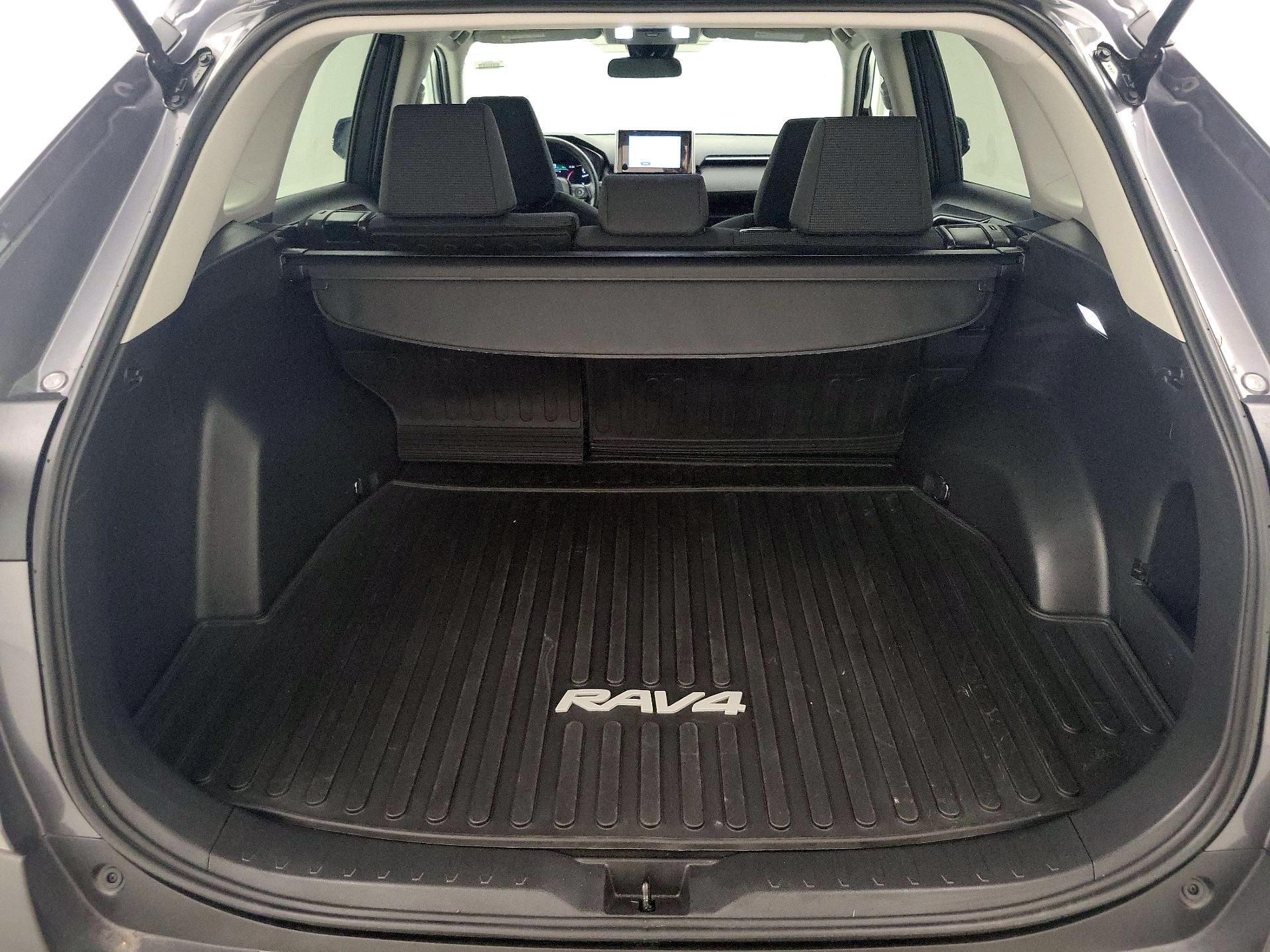 Thumbnail: 2025 Toyota RAV4 - 20