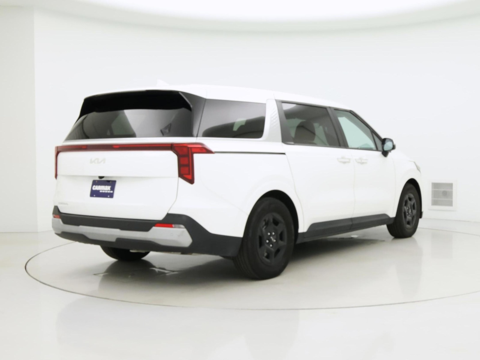 2025 Kia Carnival LXS - Photo 9