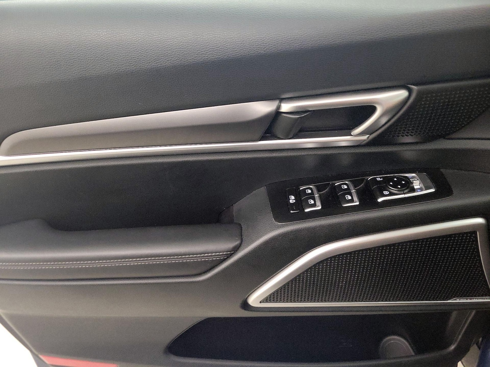 2025 Kia Telluride S - Photo 13