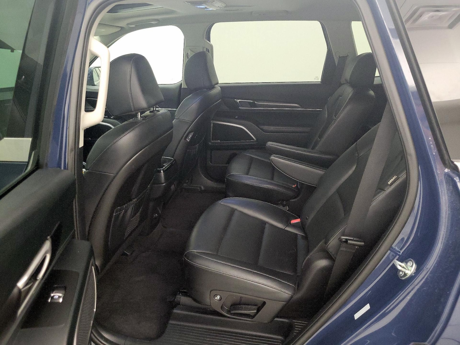 2025 Kia Telluride S - Photo 22