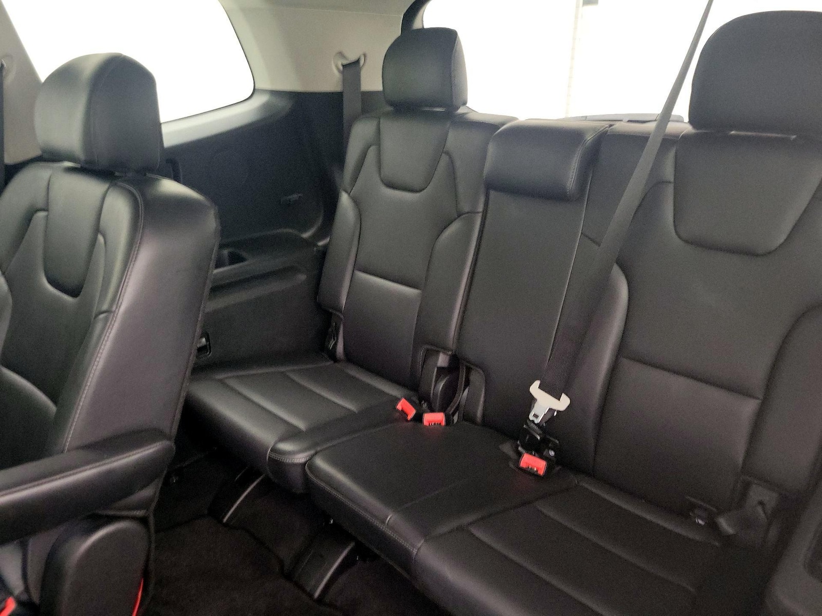 2025 Kia Telluride S - Photo 23