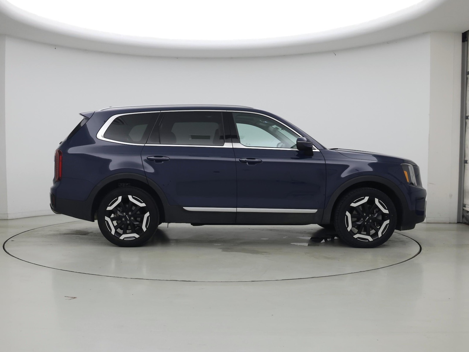 2025 Kia Telluride S - Photo 8