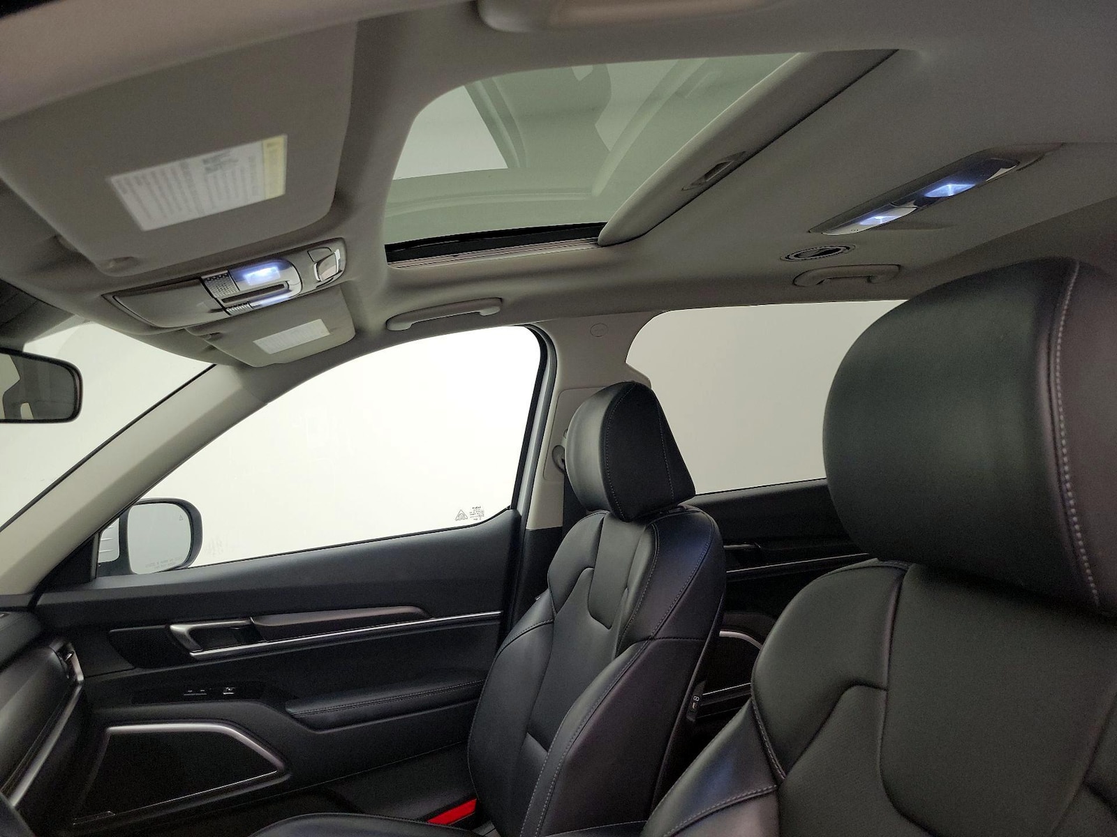 Sunroof(s) & Overhead Airbags