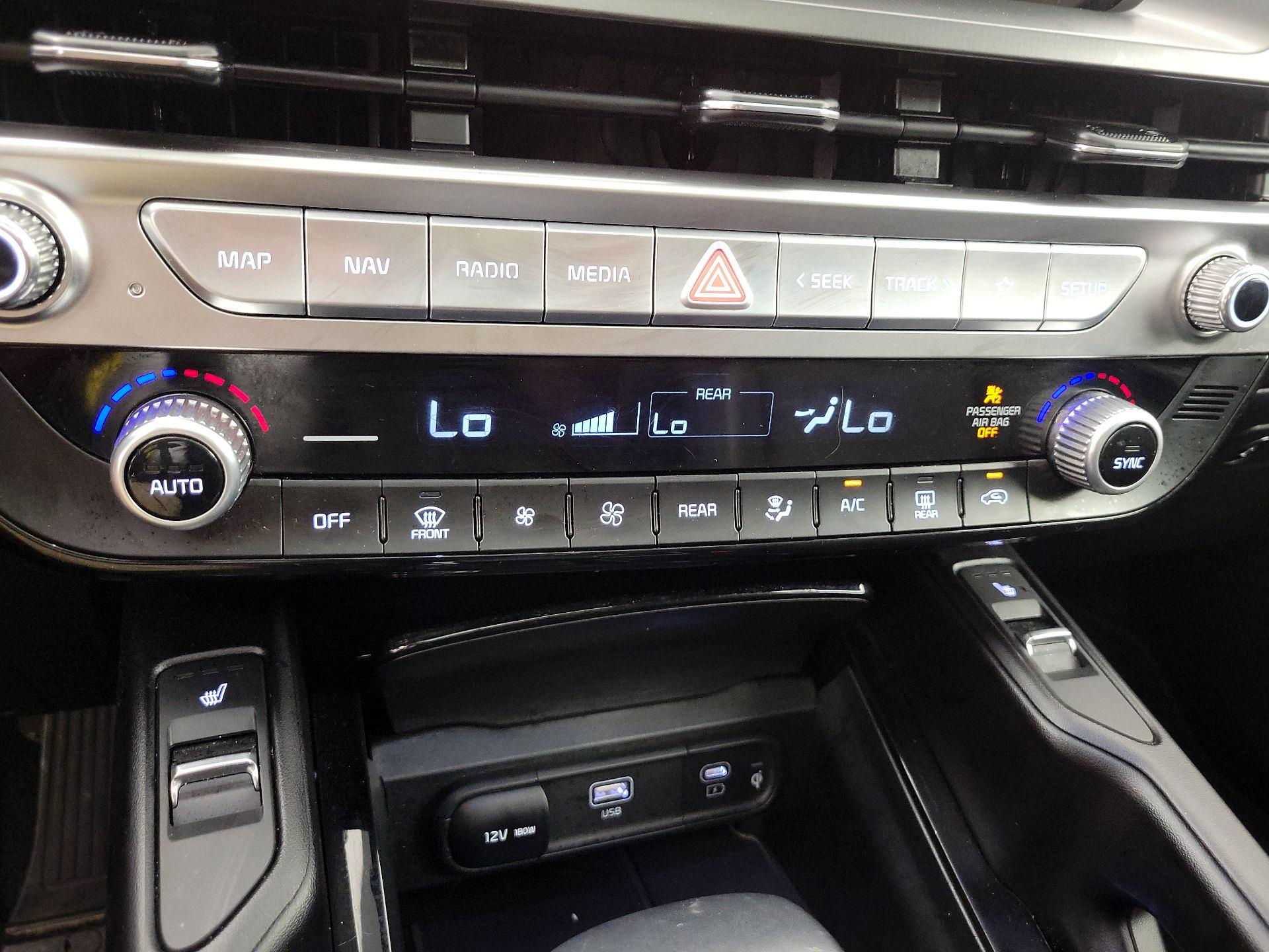 Thumbnail: 2025 Kia Telluride - 17